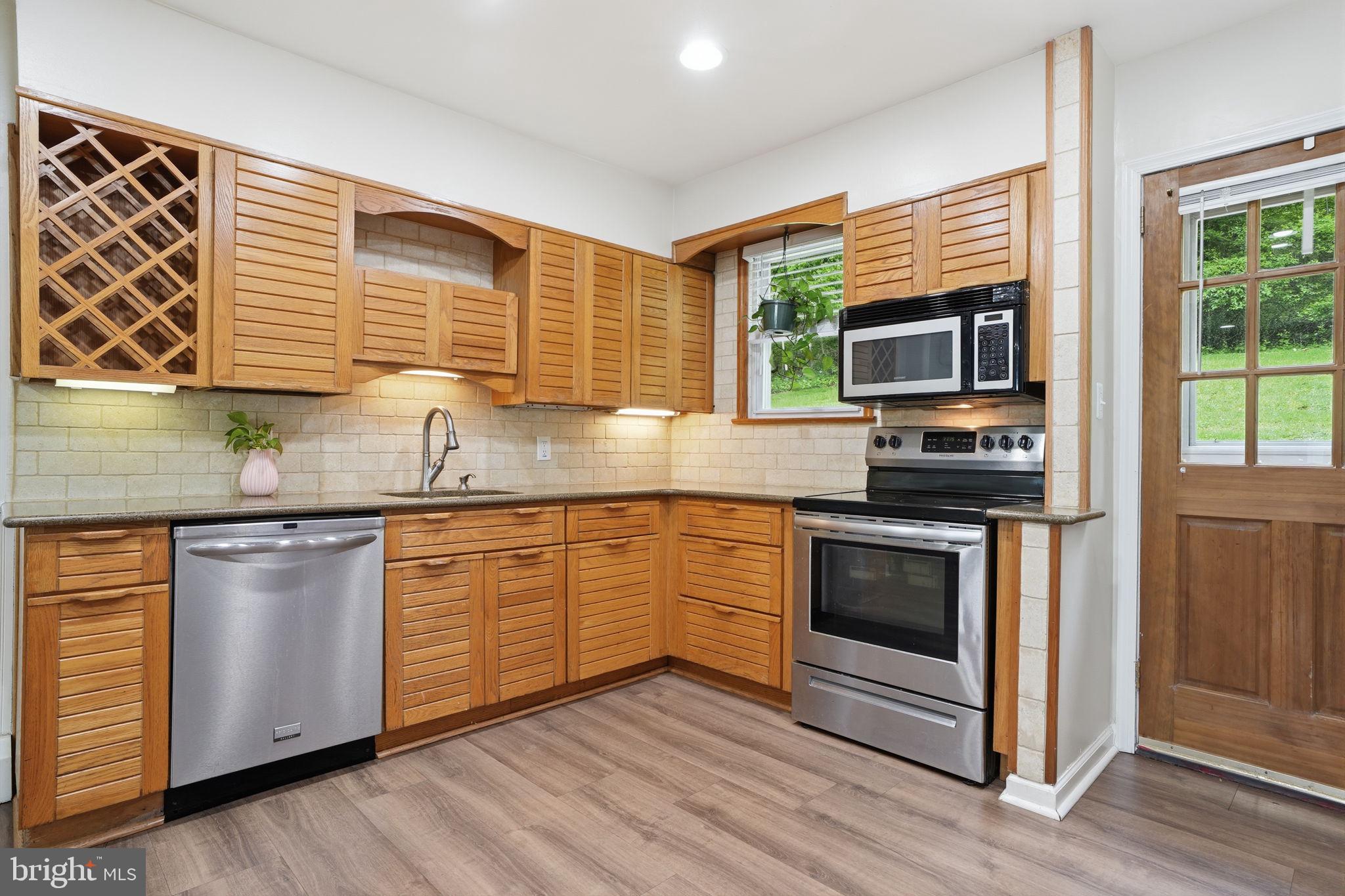 BELMONT HILLS - Residential