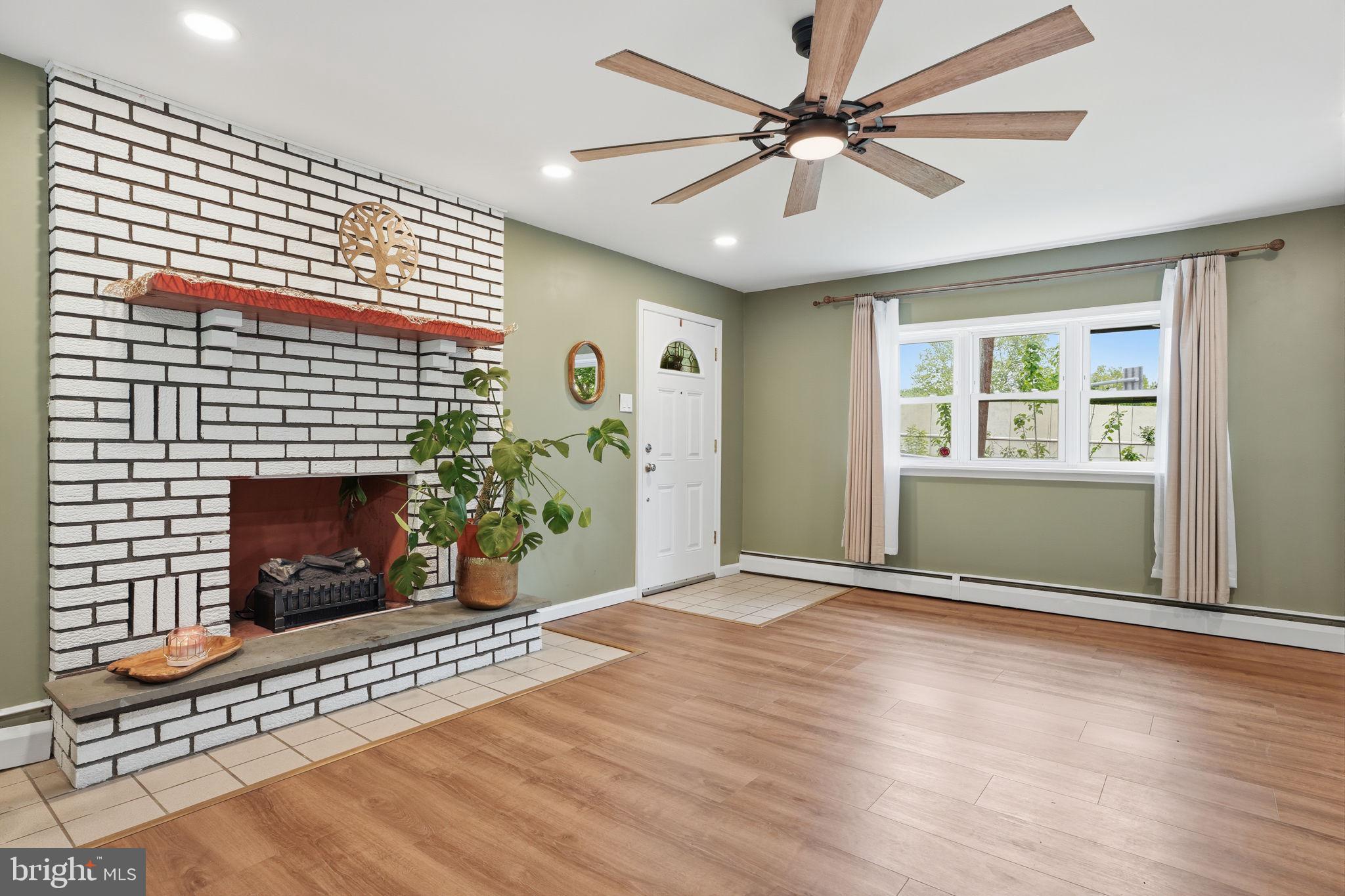 BELMONT HILLS - Residential