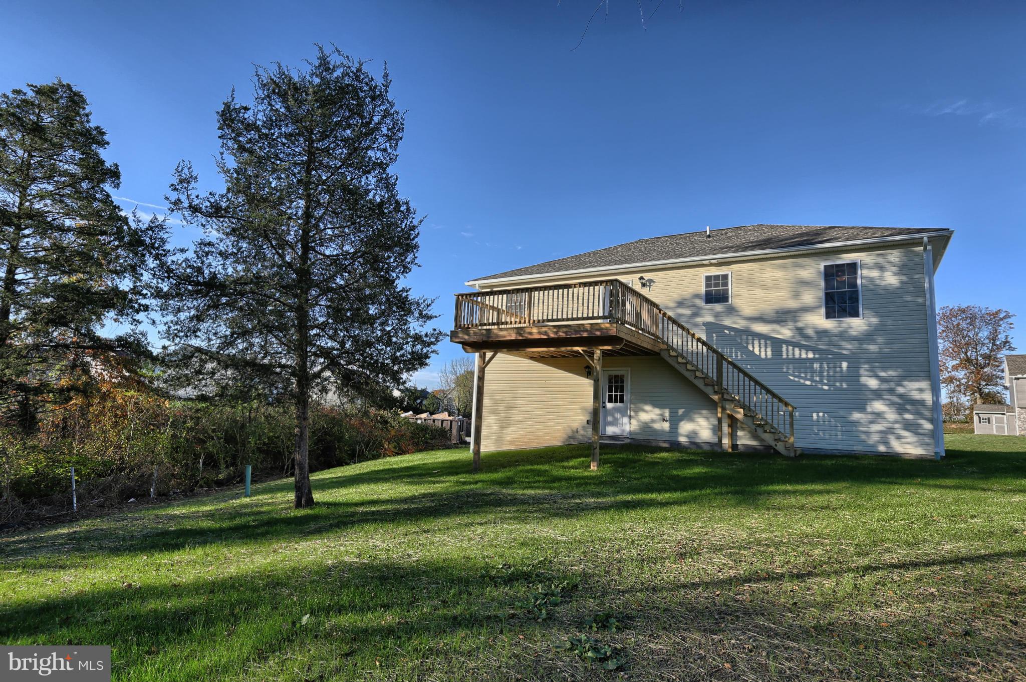 NORTH NEWTON HILLS - Residential