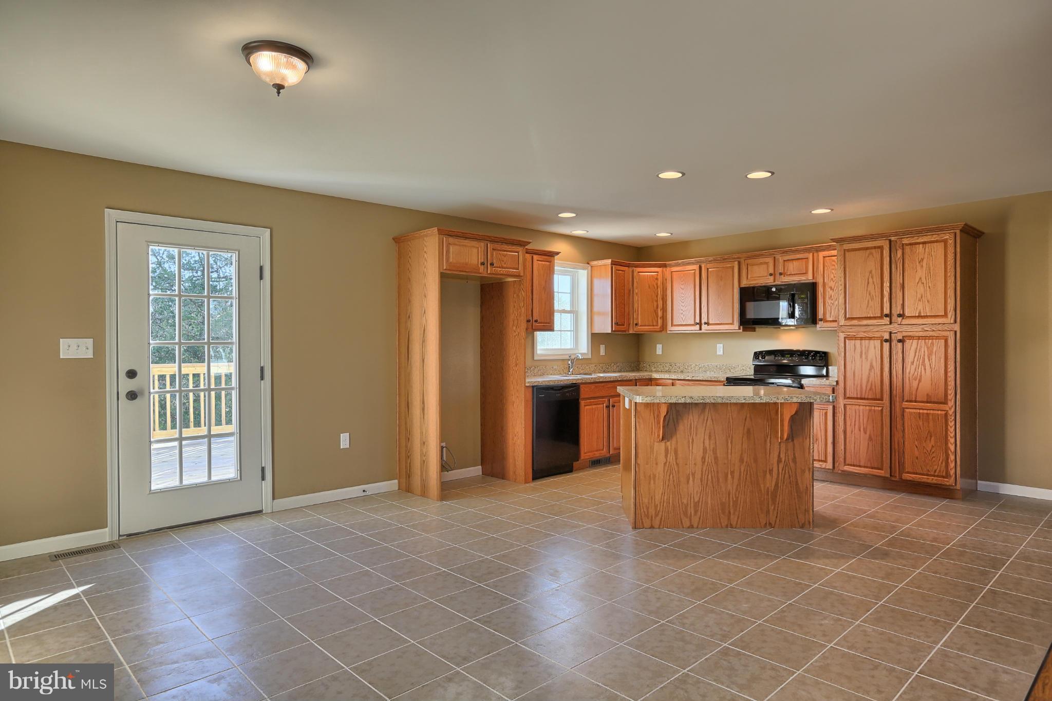 NORTH NEWTON HILLS - Residential