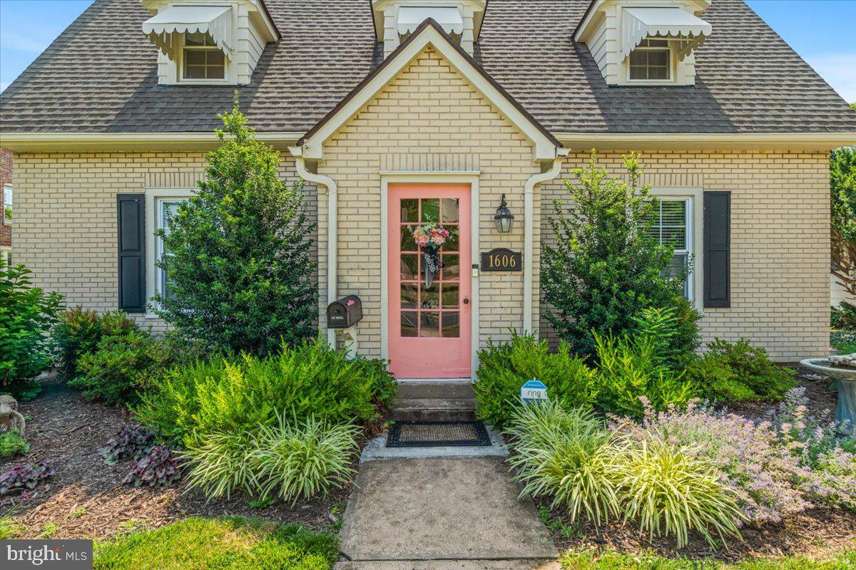 DOWNTOWN FREDERICK - Residential