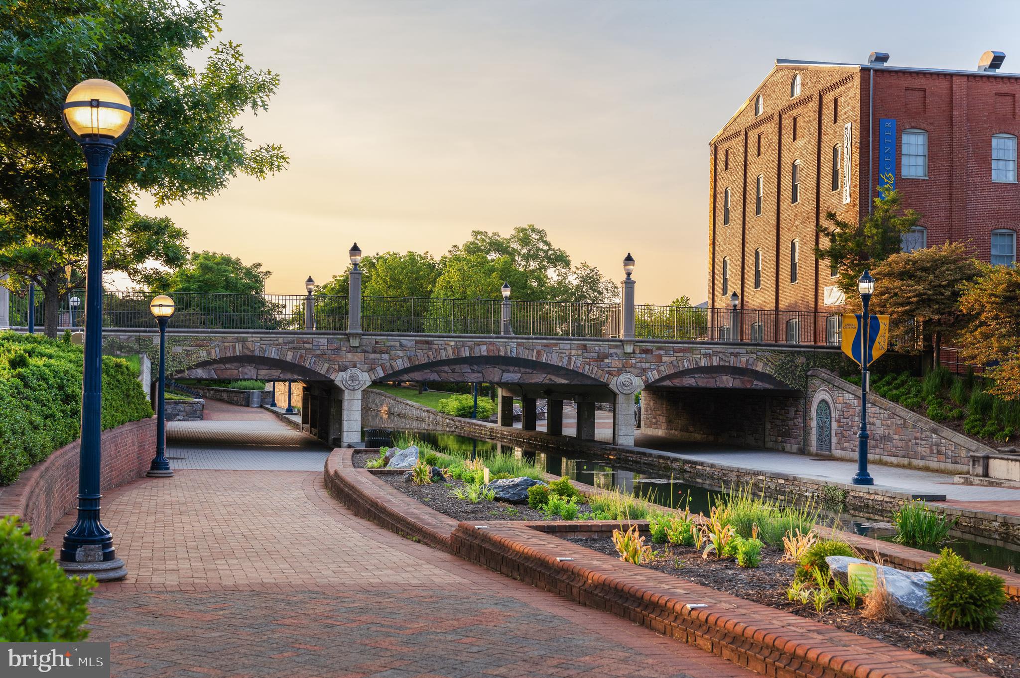 DOWNTOWN FREDERICK - Residential
