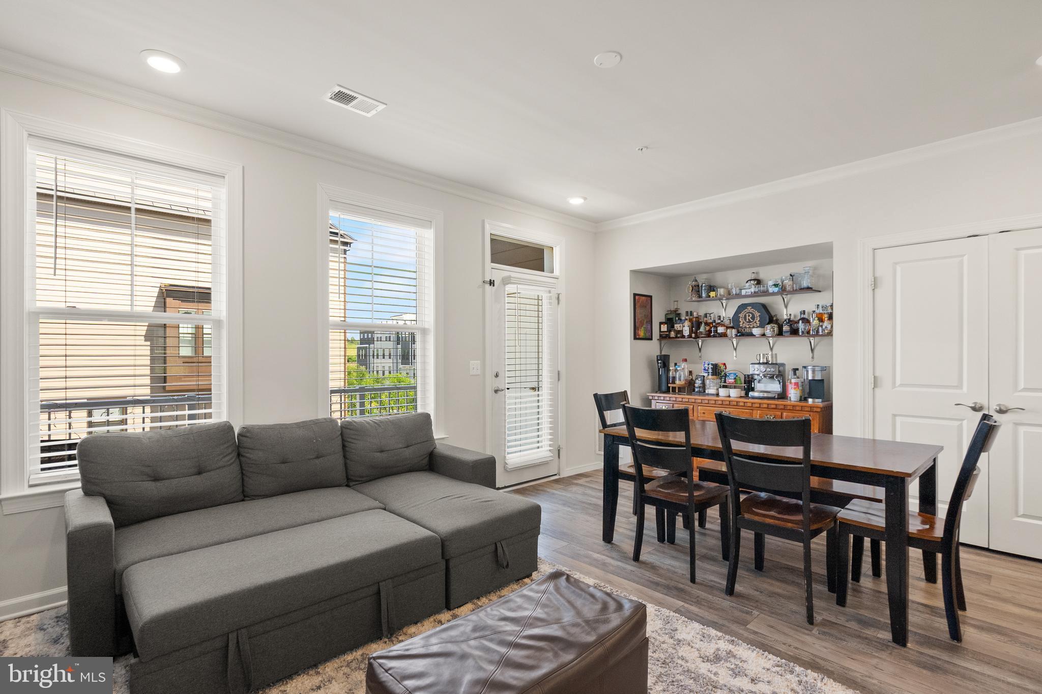 KINCORA - Residential