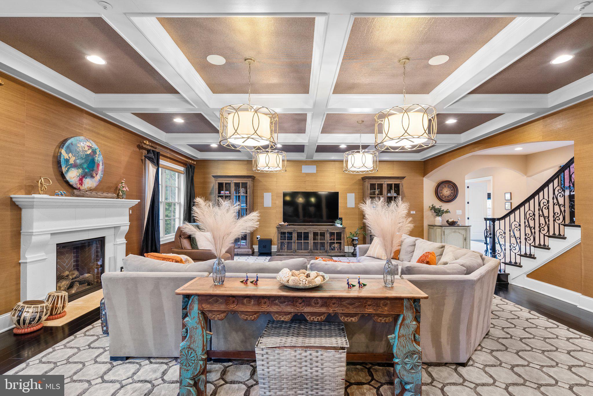 GLEN MILL KNOLLS - Residential