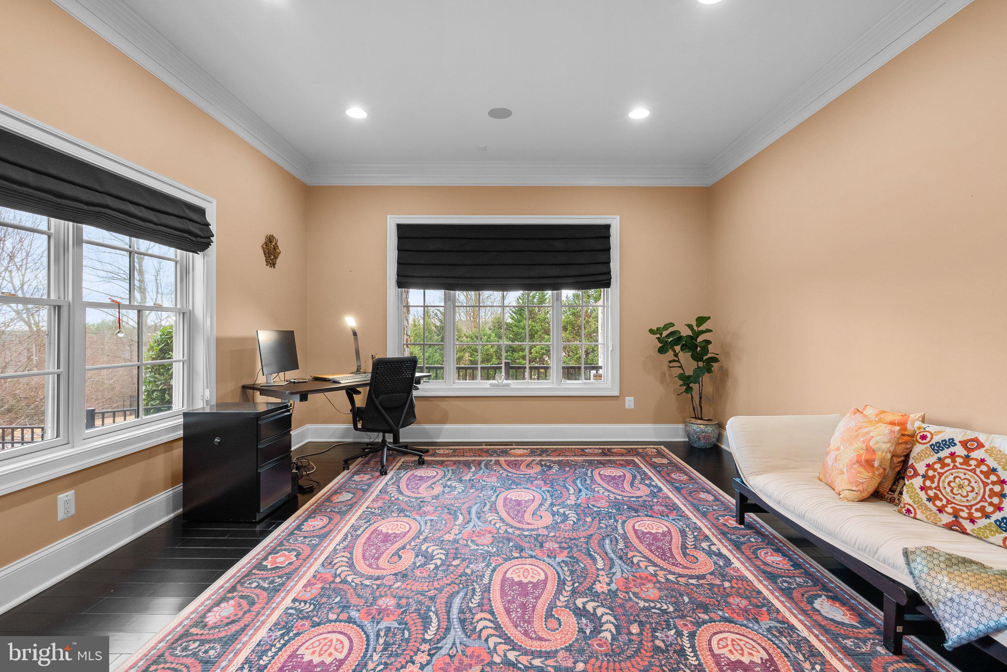 GLEN MILL KNOLLS - Residential