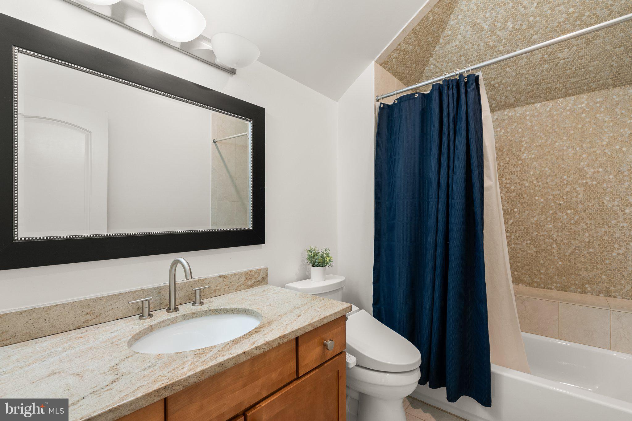 GLEN MILL KNOLLS - Residential