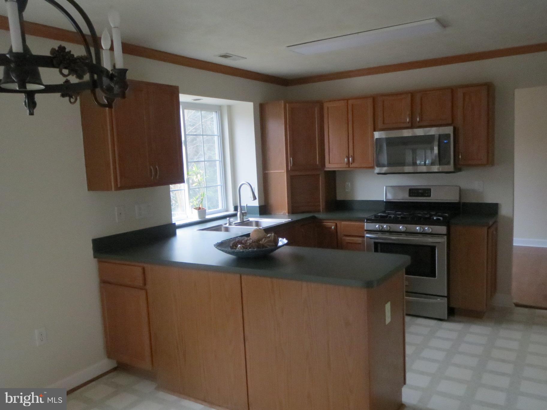 BAY RIDGE ESTATES - Residential Lease