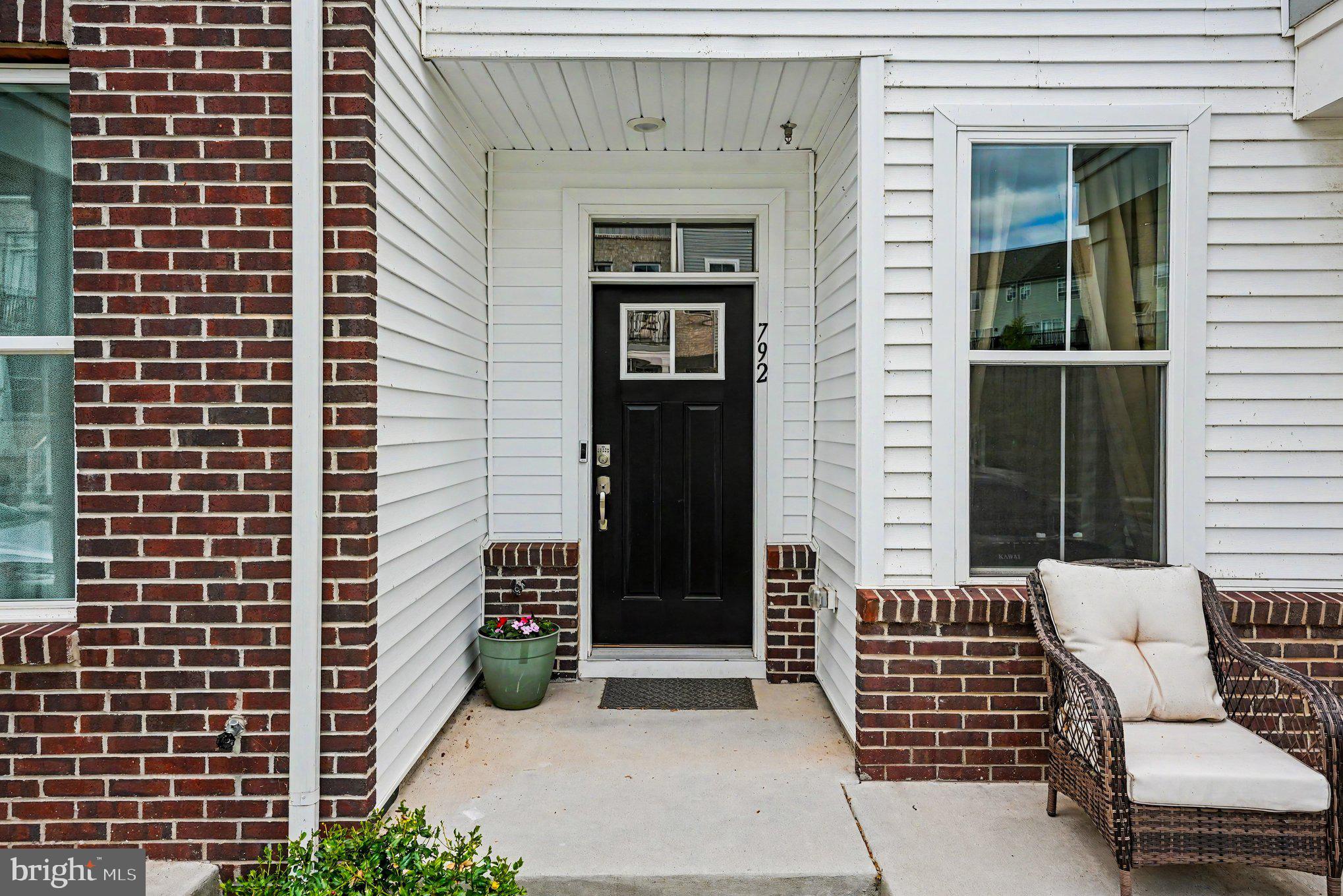 STEELPOINTE - Residential