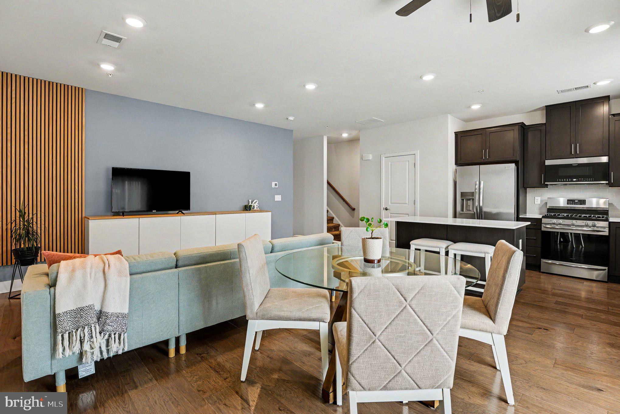 STEELPOINTE - Residential