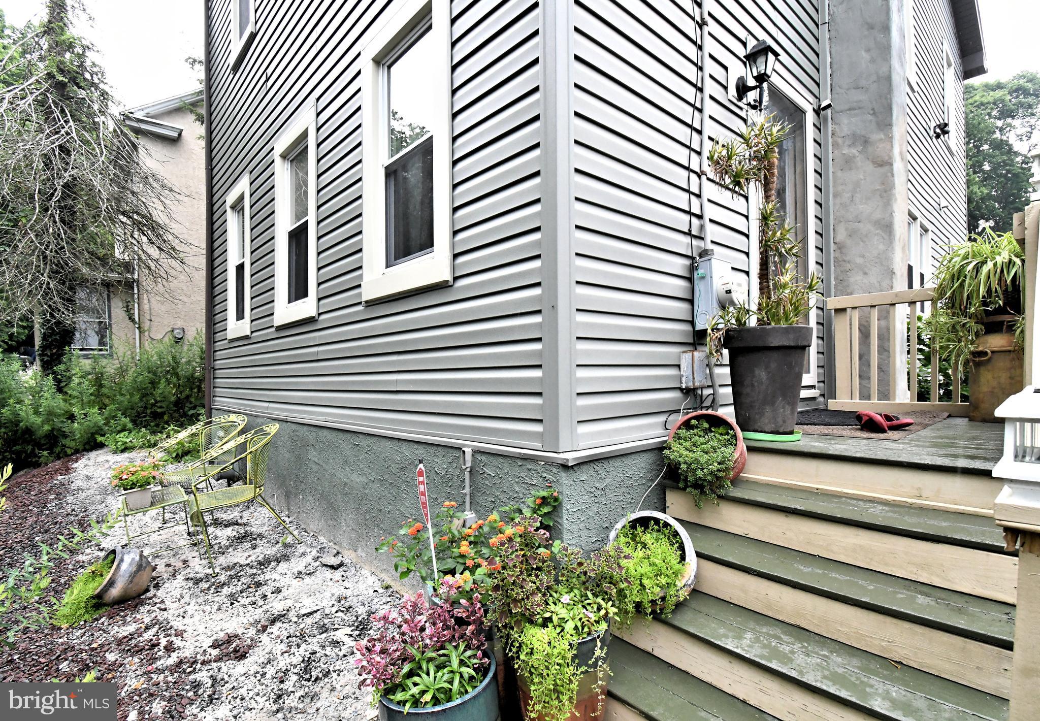 GREEN LANE - Residential