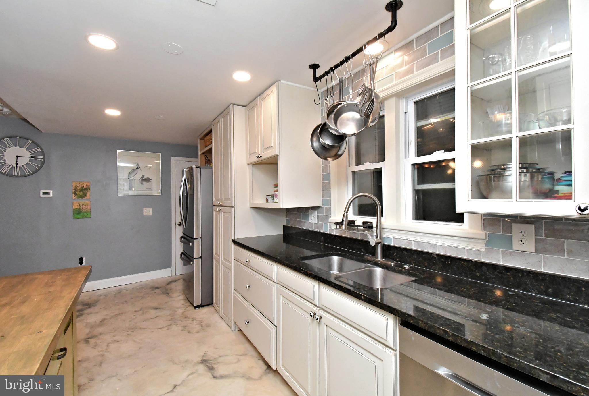 GREEN LANE - Residential