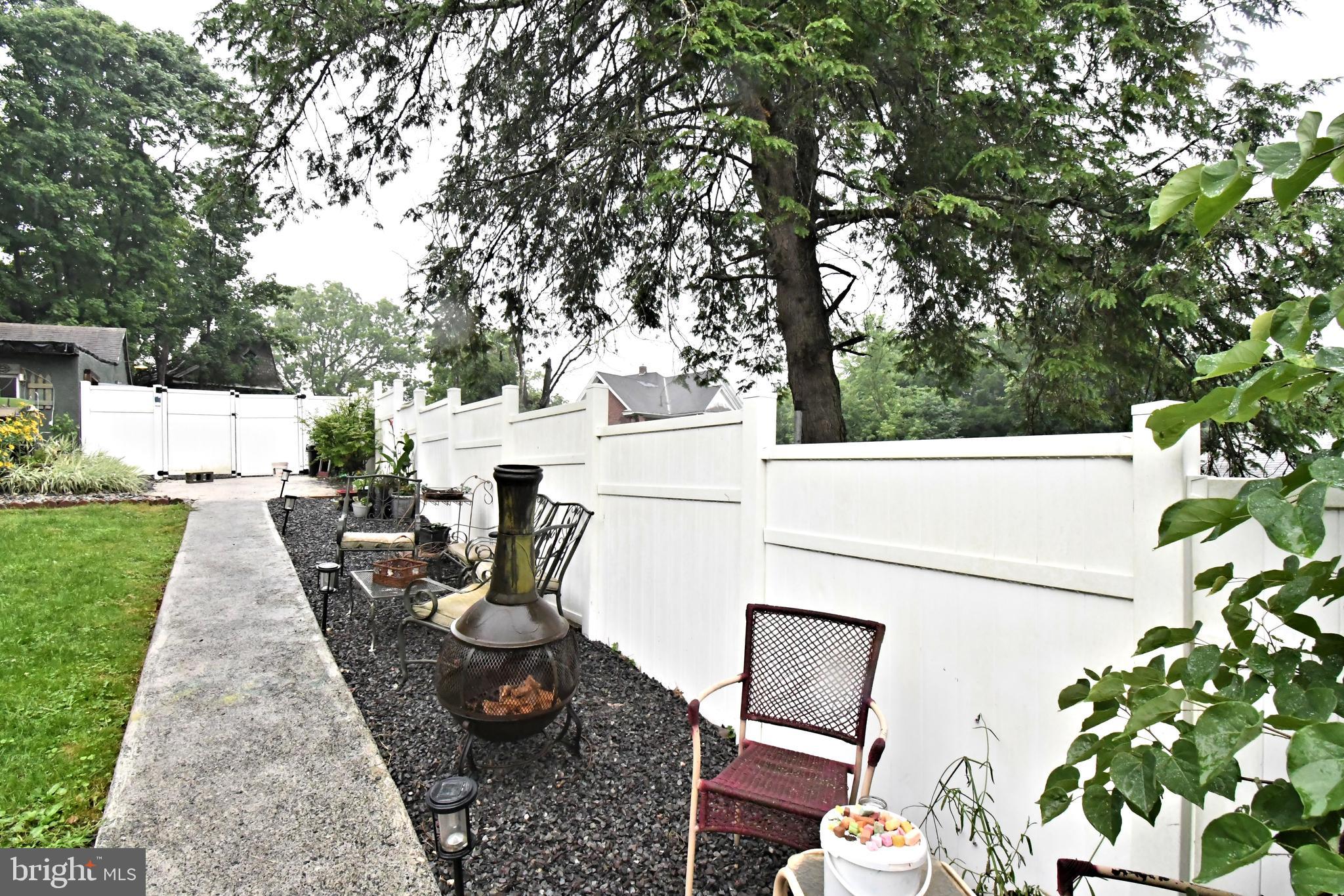 GREEN LANE - Residential
