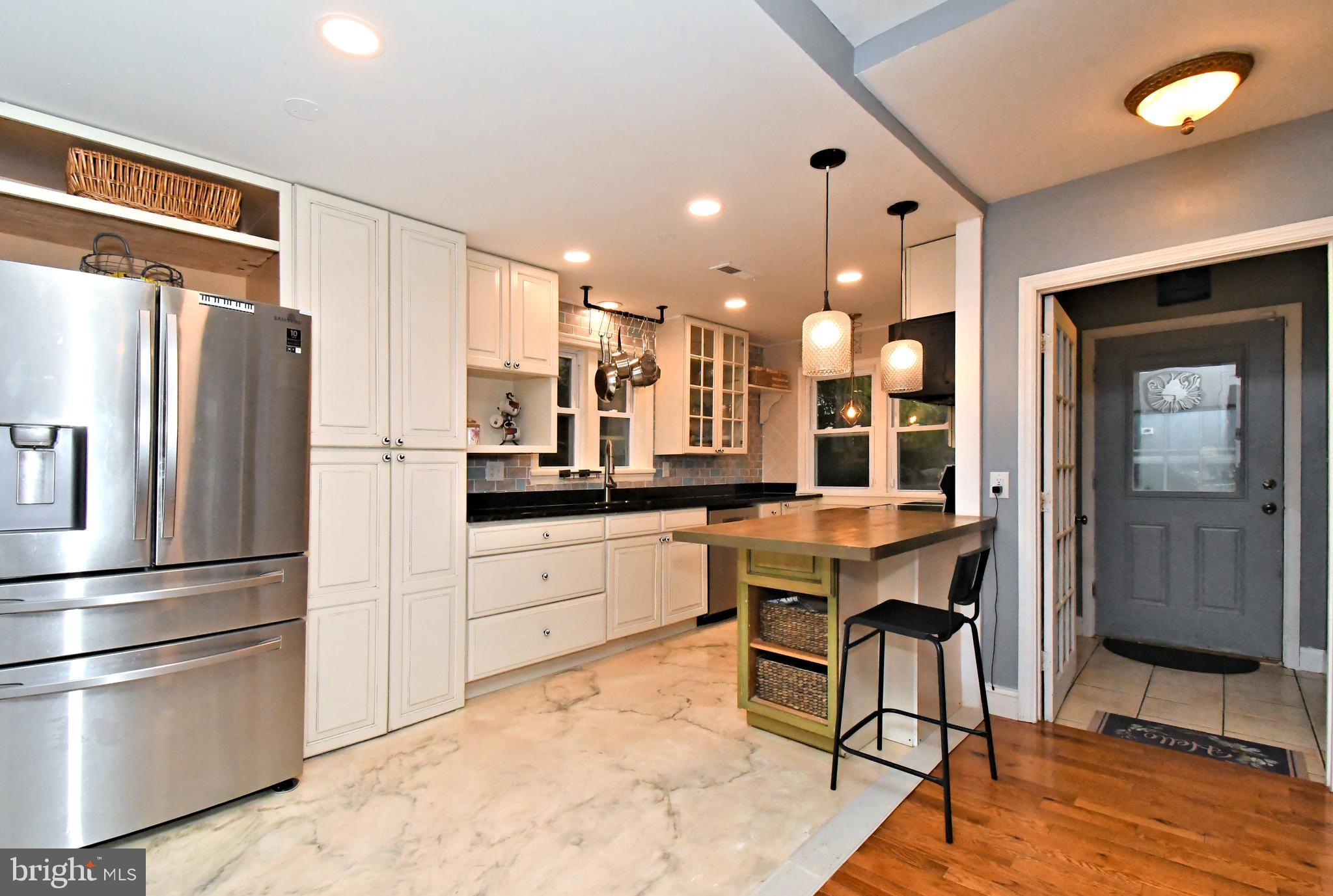 GREEN LANE - Residential