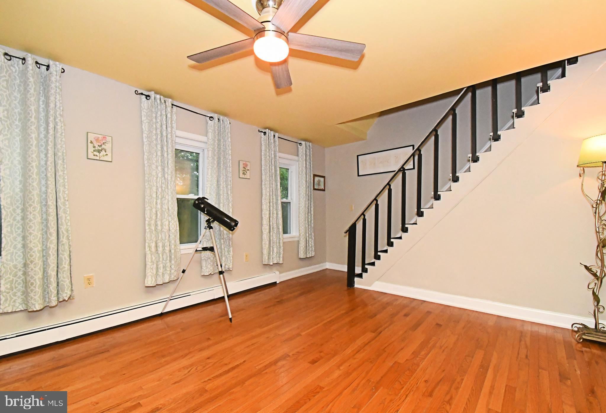 GREEN LANE - Residential