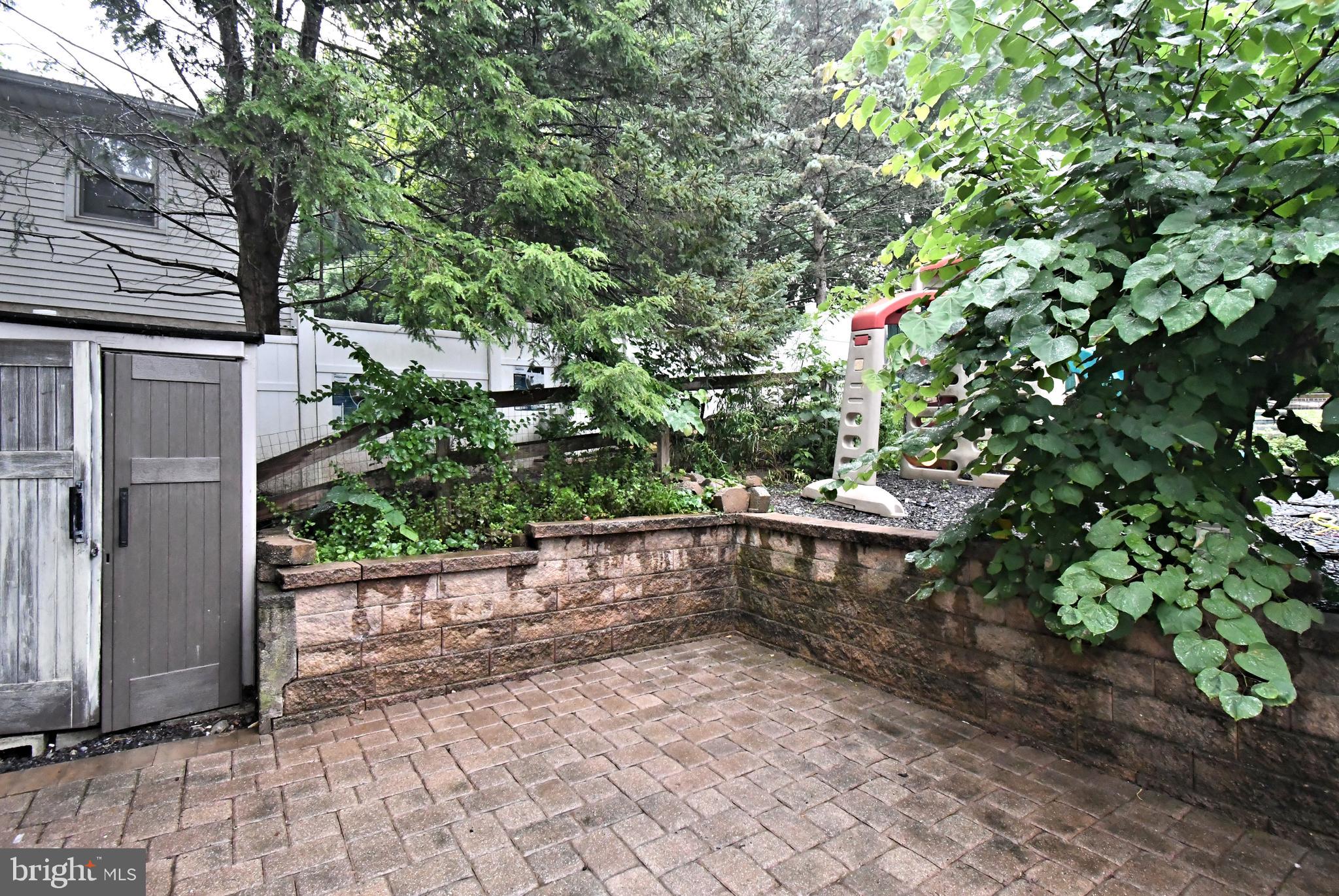 GREEN LANE - Residential