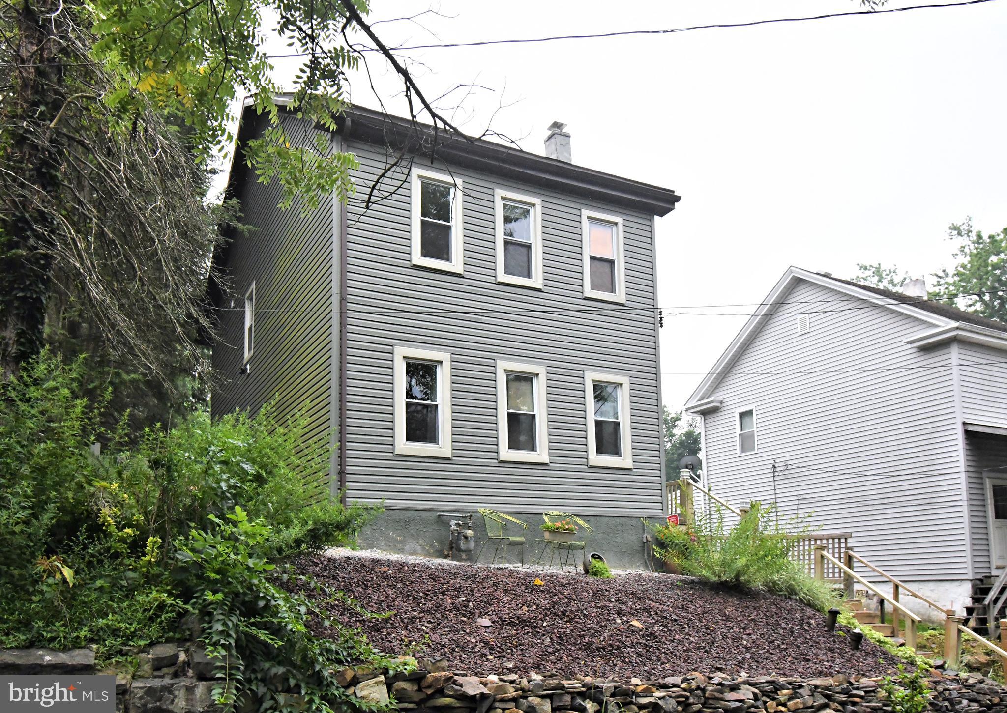 GREEN LANE - Residential