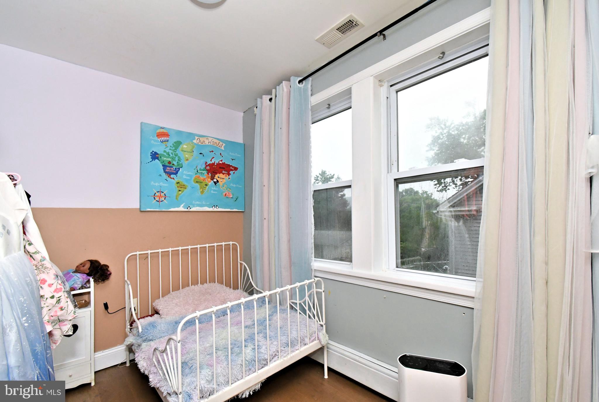 GREEN LANE - Residential