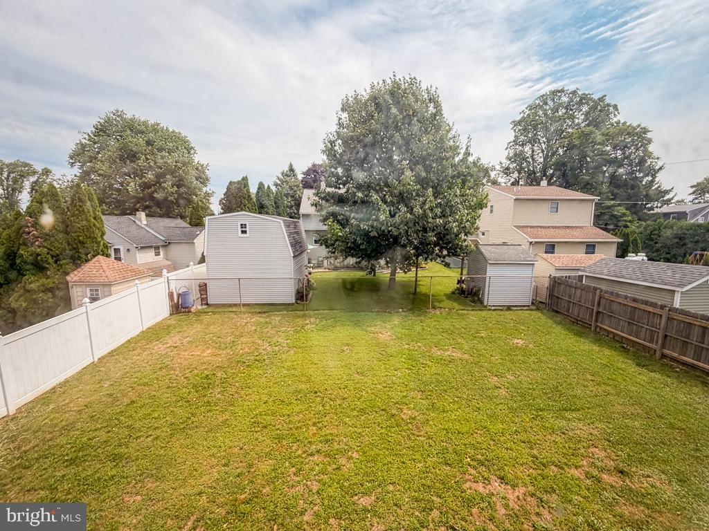 CEDAR HOLLOW - FEASTERVILLE - Residential