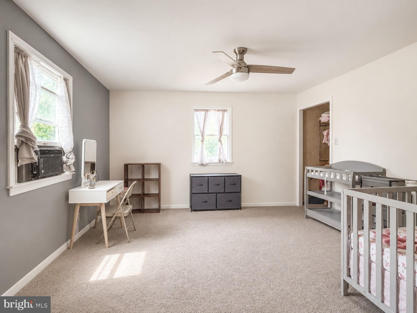 CEDAR HOLLOW - FEASTERVILLE - Residential