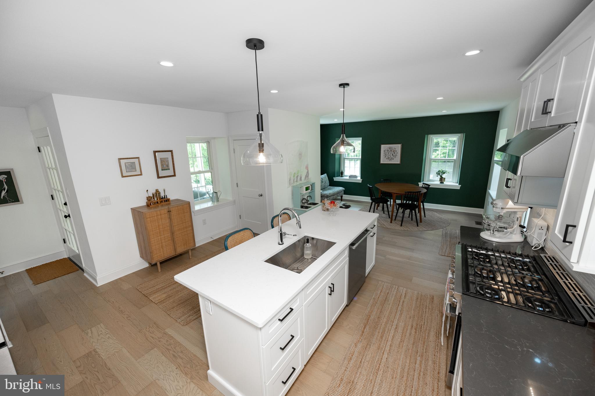 PENN WYNNE - Residential