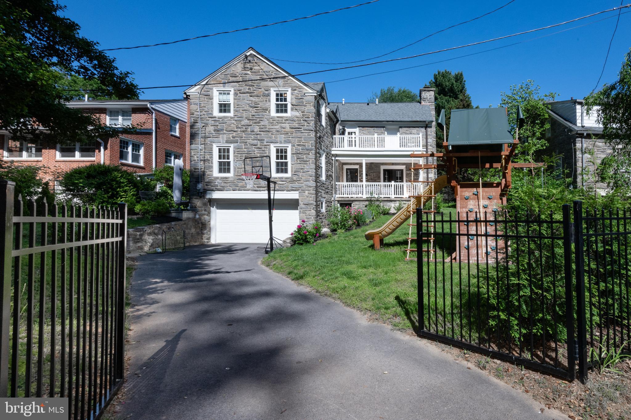 PENN WYNNE - Residential