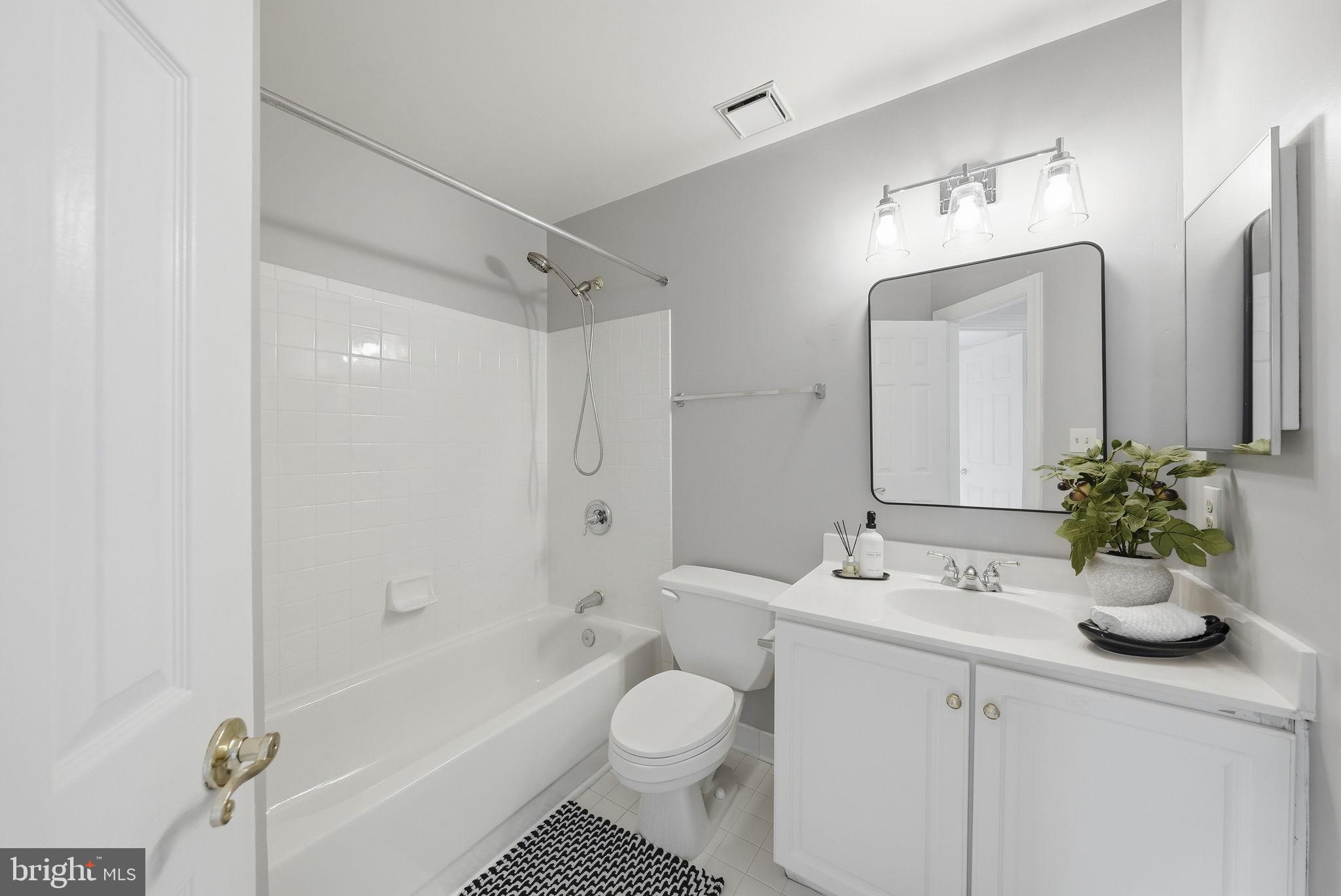 PT ROCKVILLE TWN RES 3 - Residential