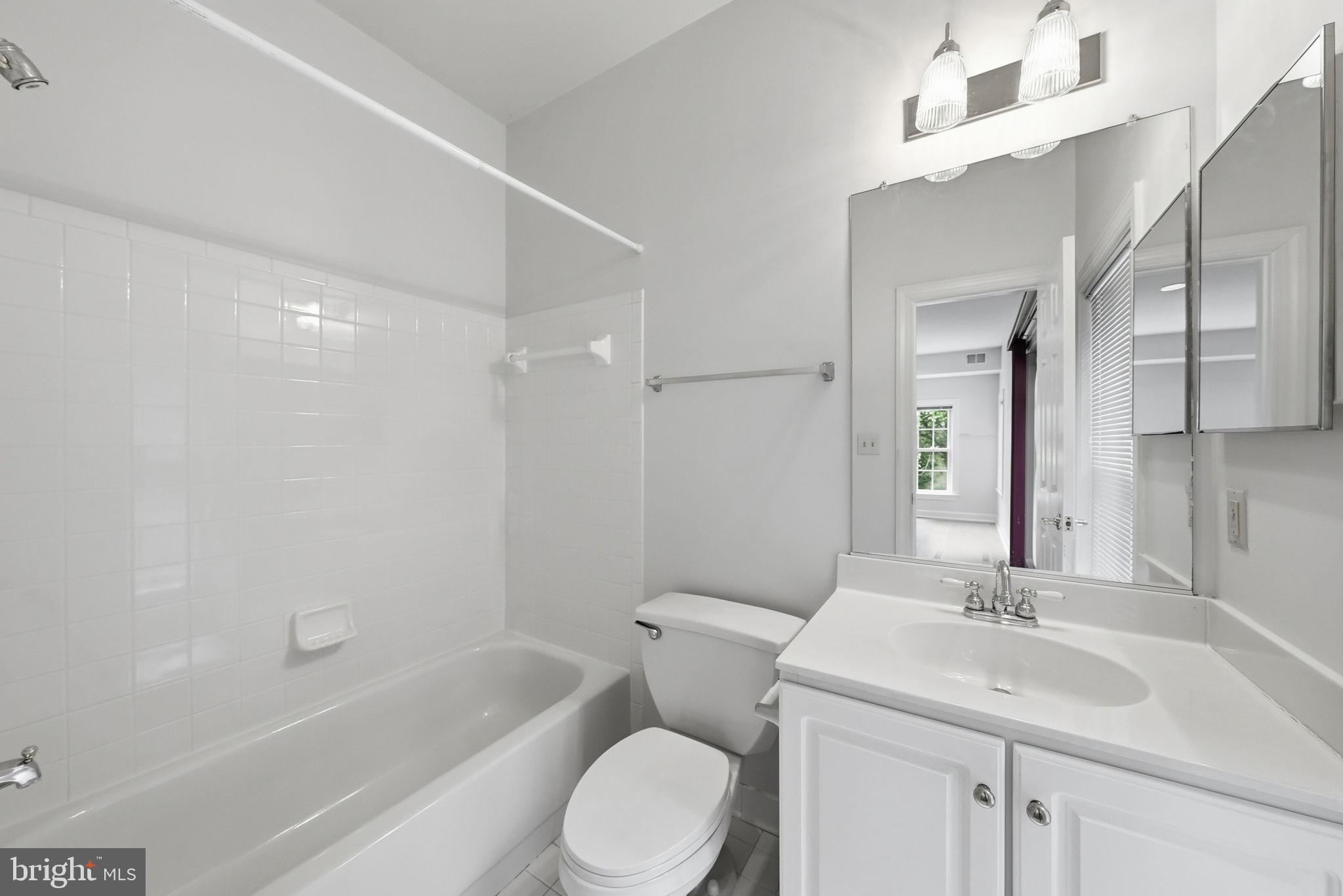 PT ROCKVILLE TWN RES 3 - Residential