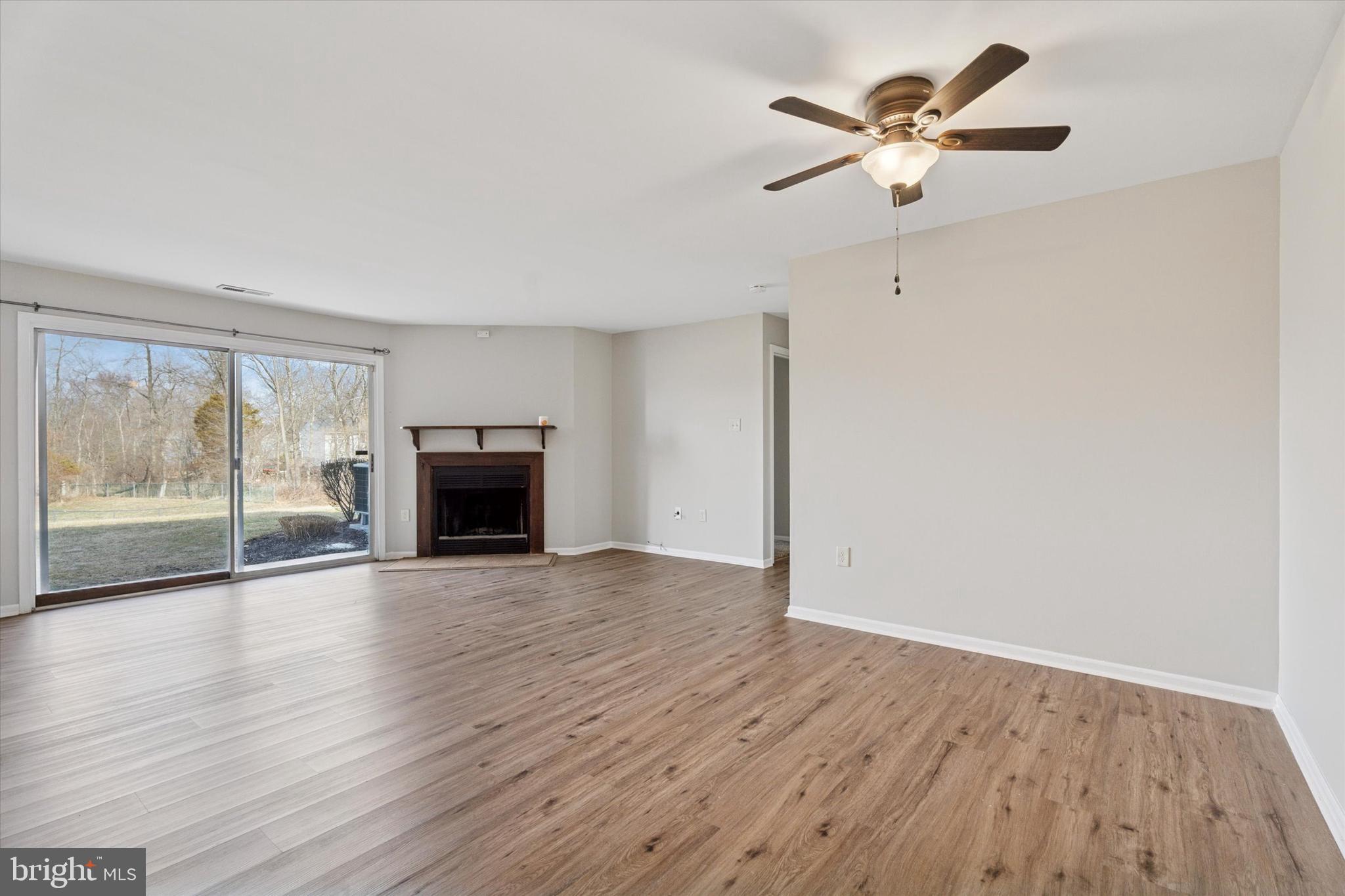 MEWS AT WYCKFORD C - Residential Lease