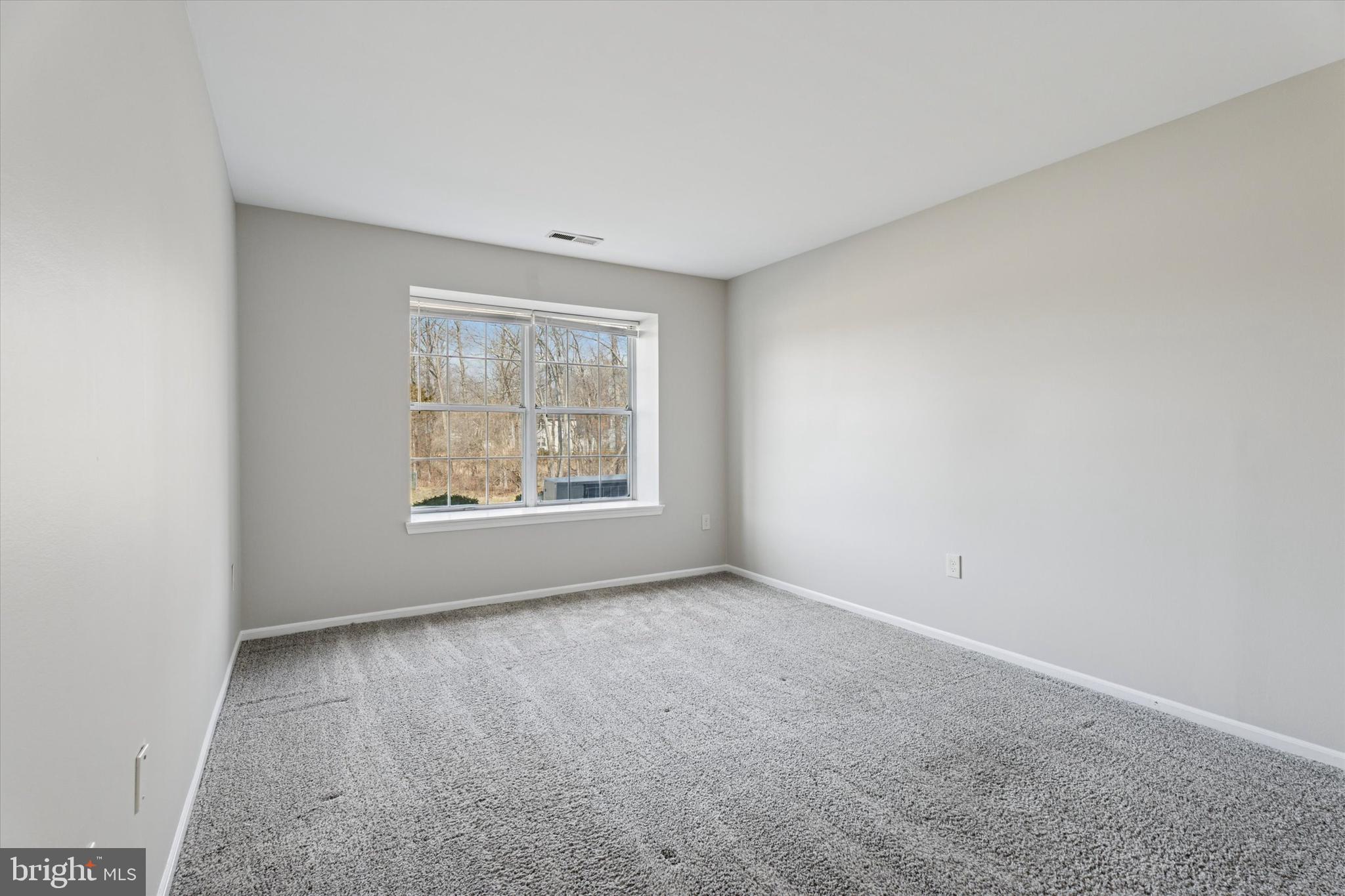 MEWS AT WYCKFORD C - Residential Lease
