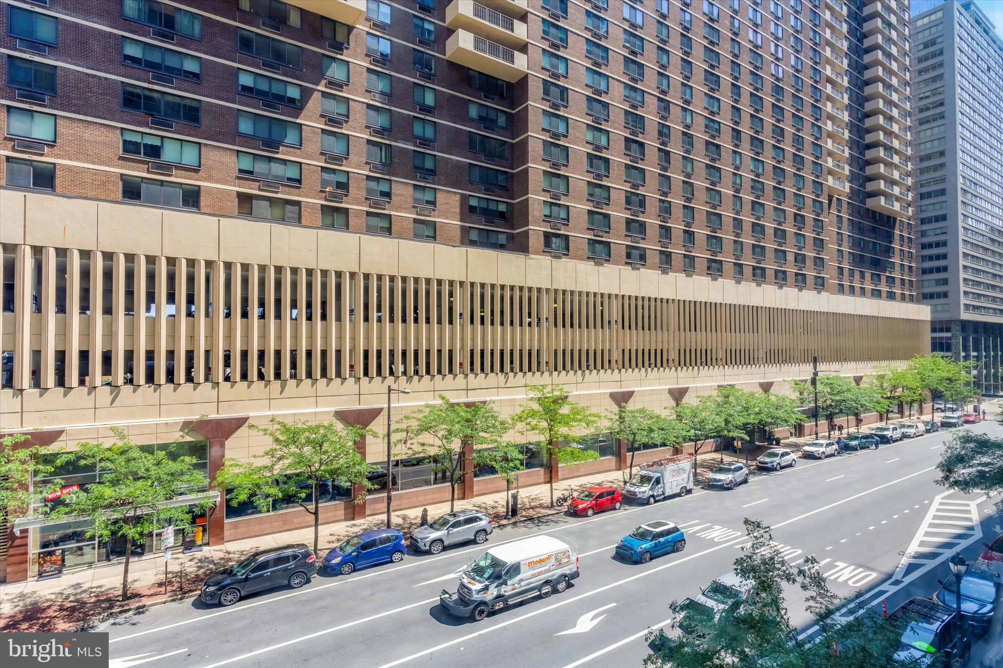 RITTENHOUSE SQUARE - Residential