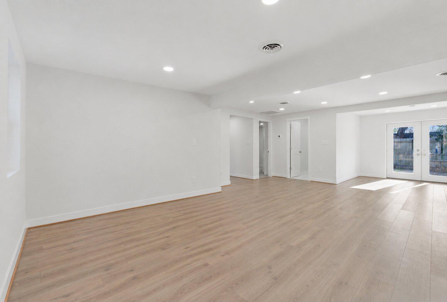 F E MATTINGLY - Residential