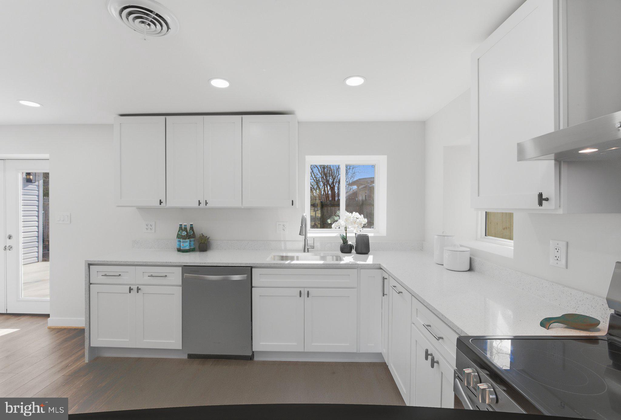 F E MATTINGLY - Residential