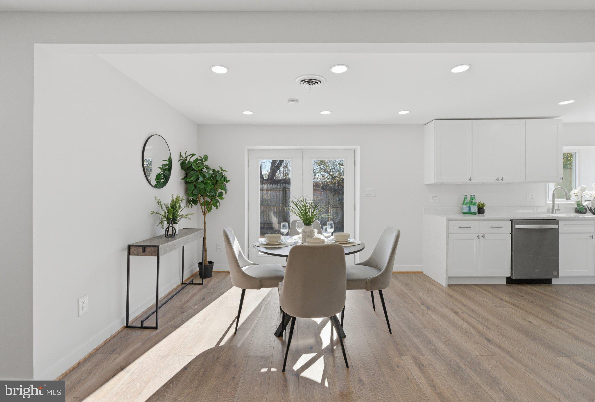 F E MATTINGLY - Residential