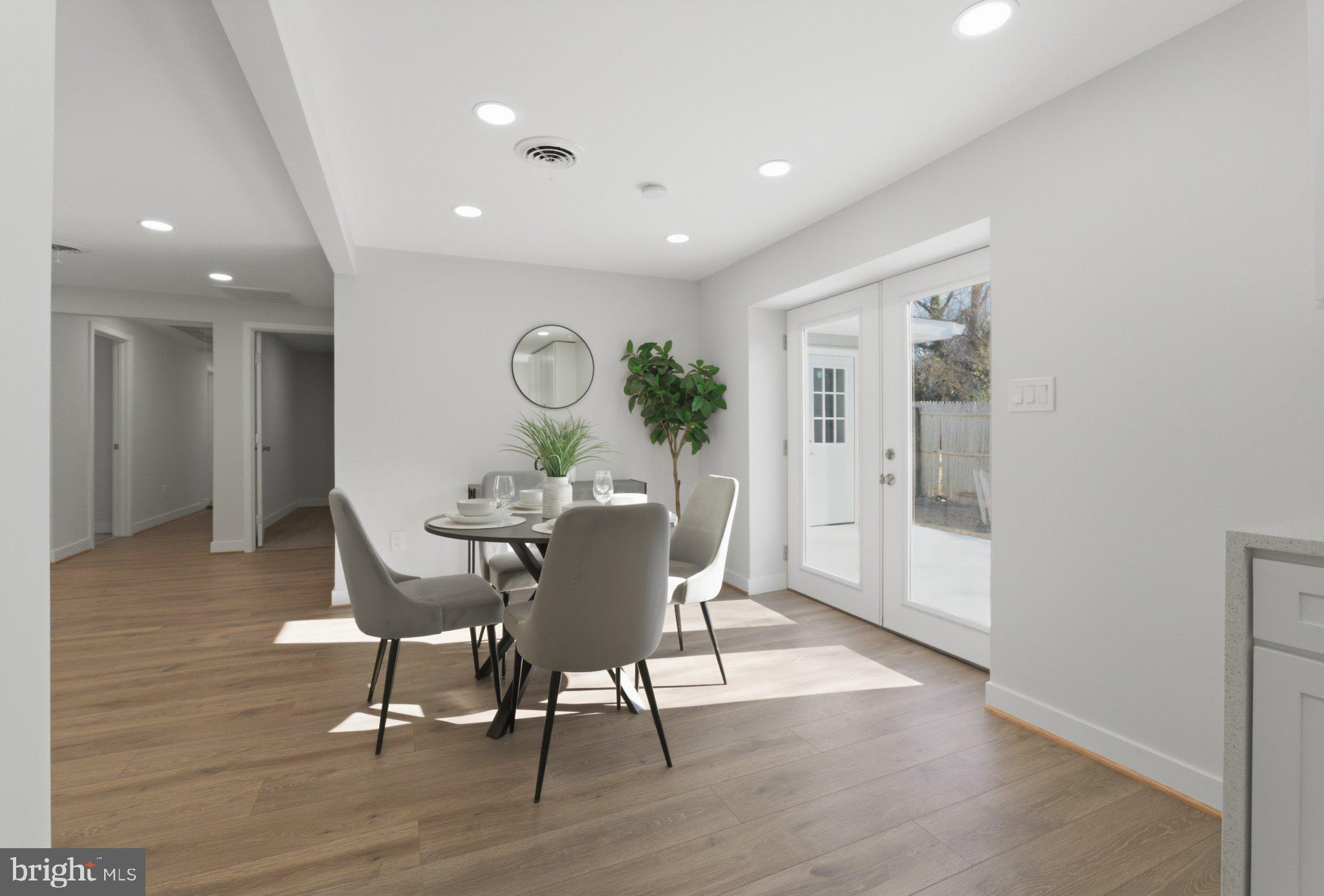 F E MATTINGLY - Residential