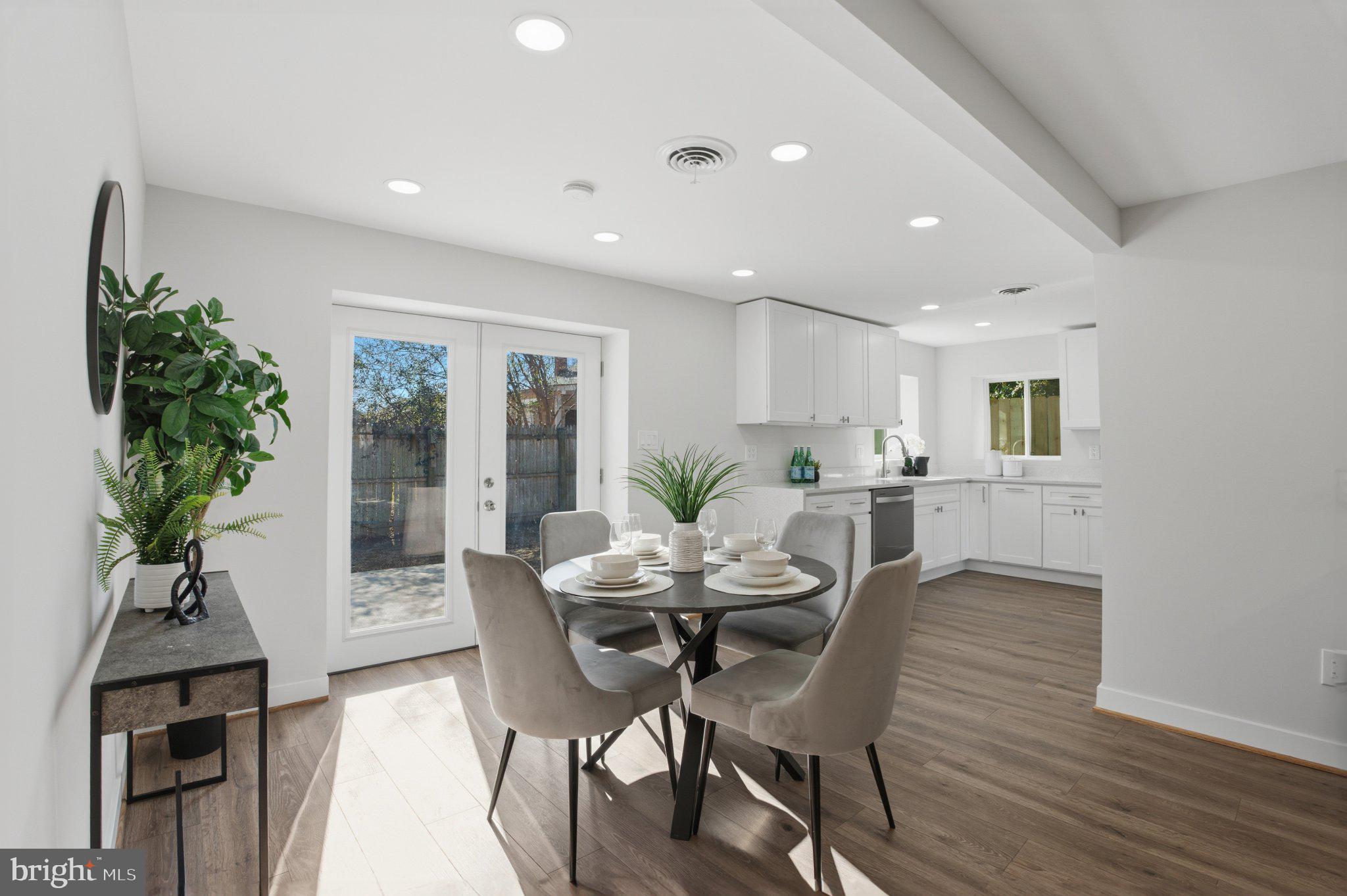 F E MATTINGLY - Residential