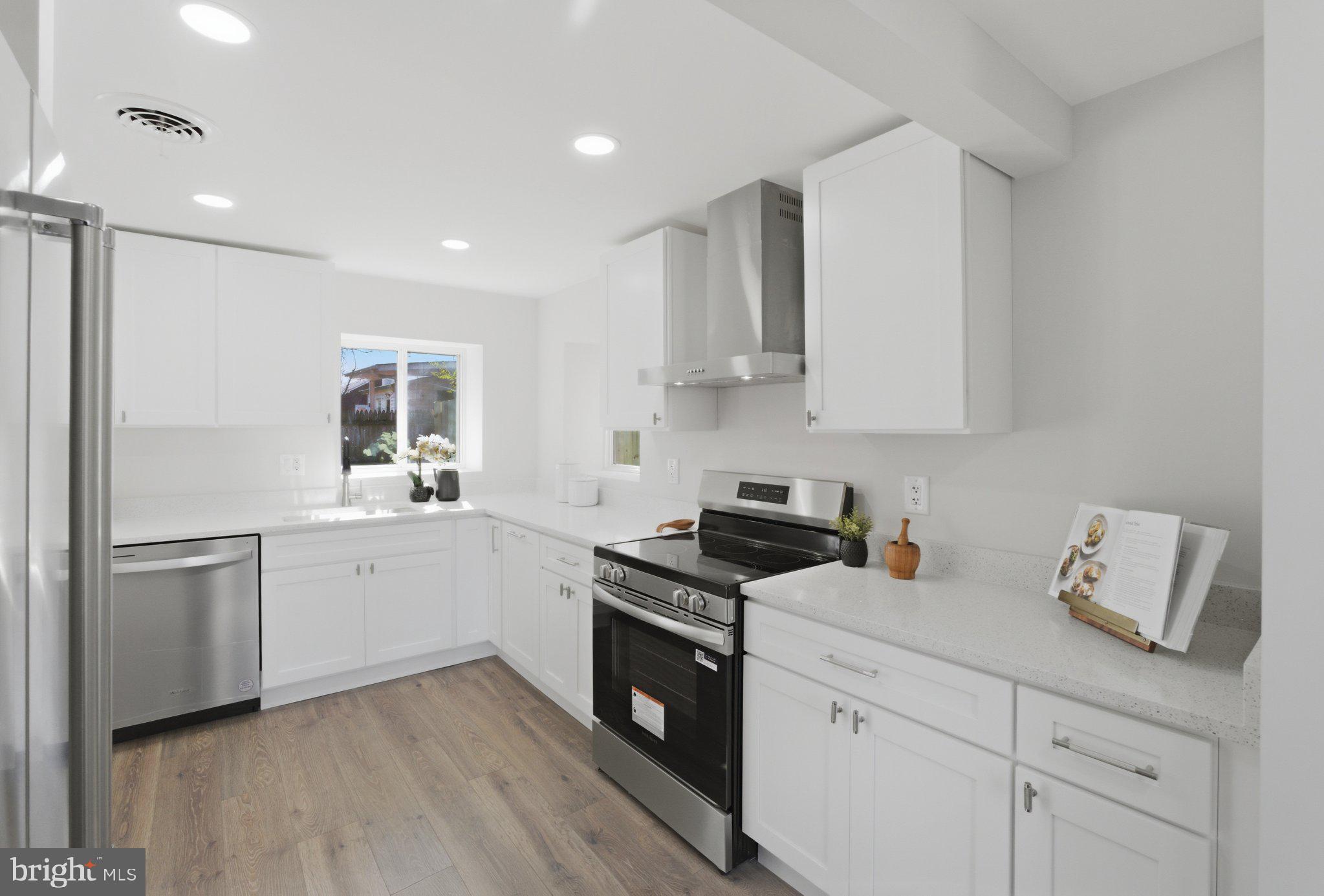 F E MATTINGLY - Residential