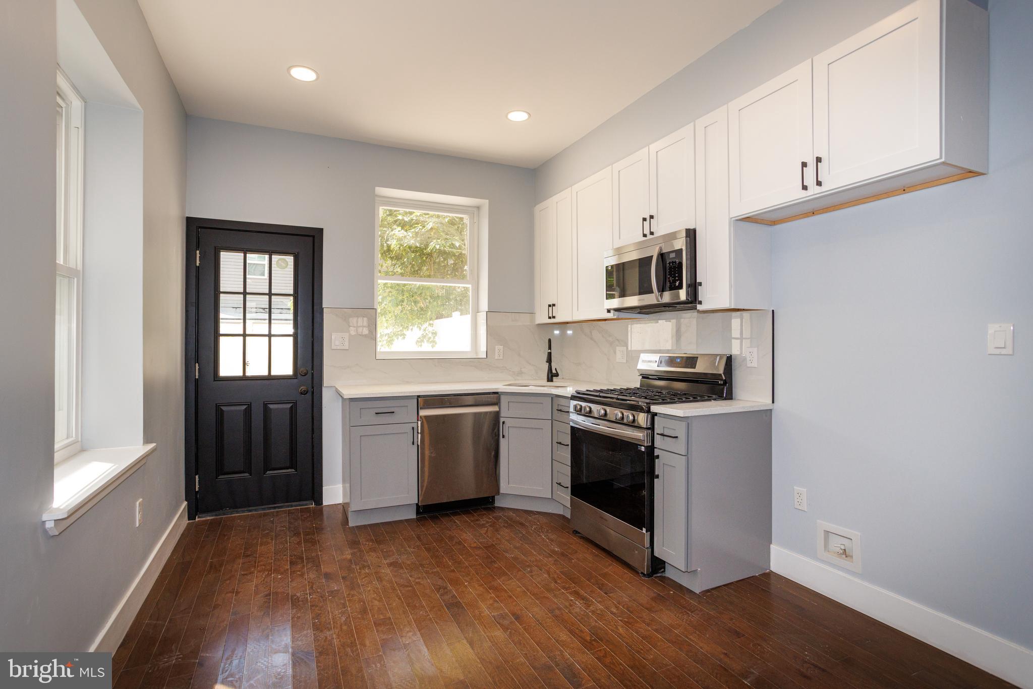 GRAYS FERRY - Residential