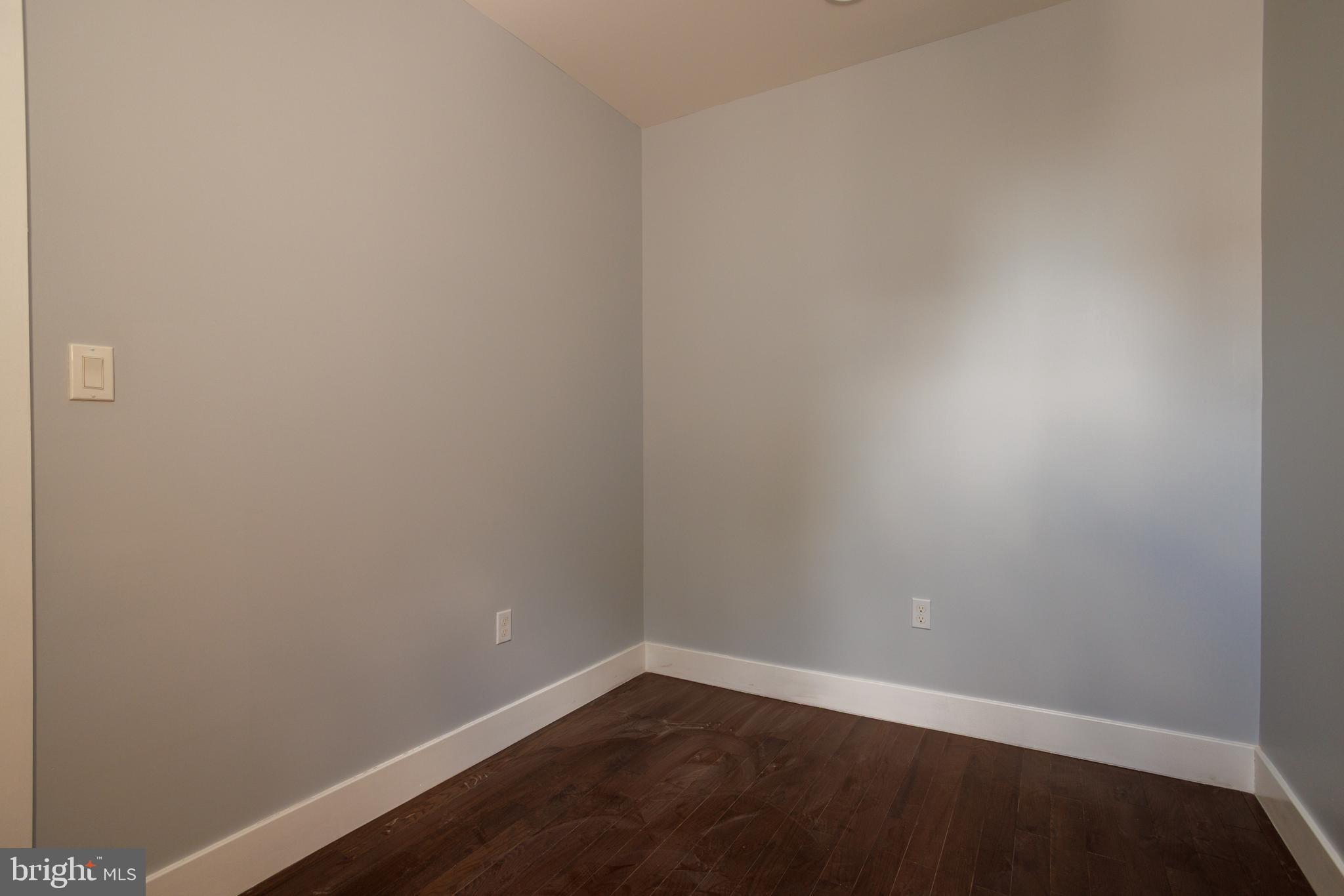 GRAYS FERRY - Residential