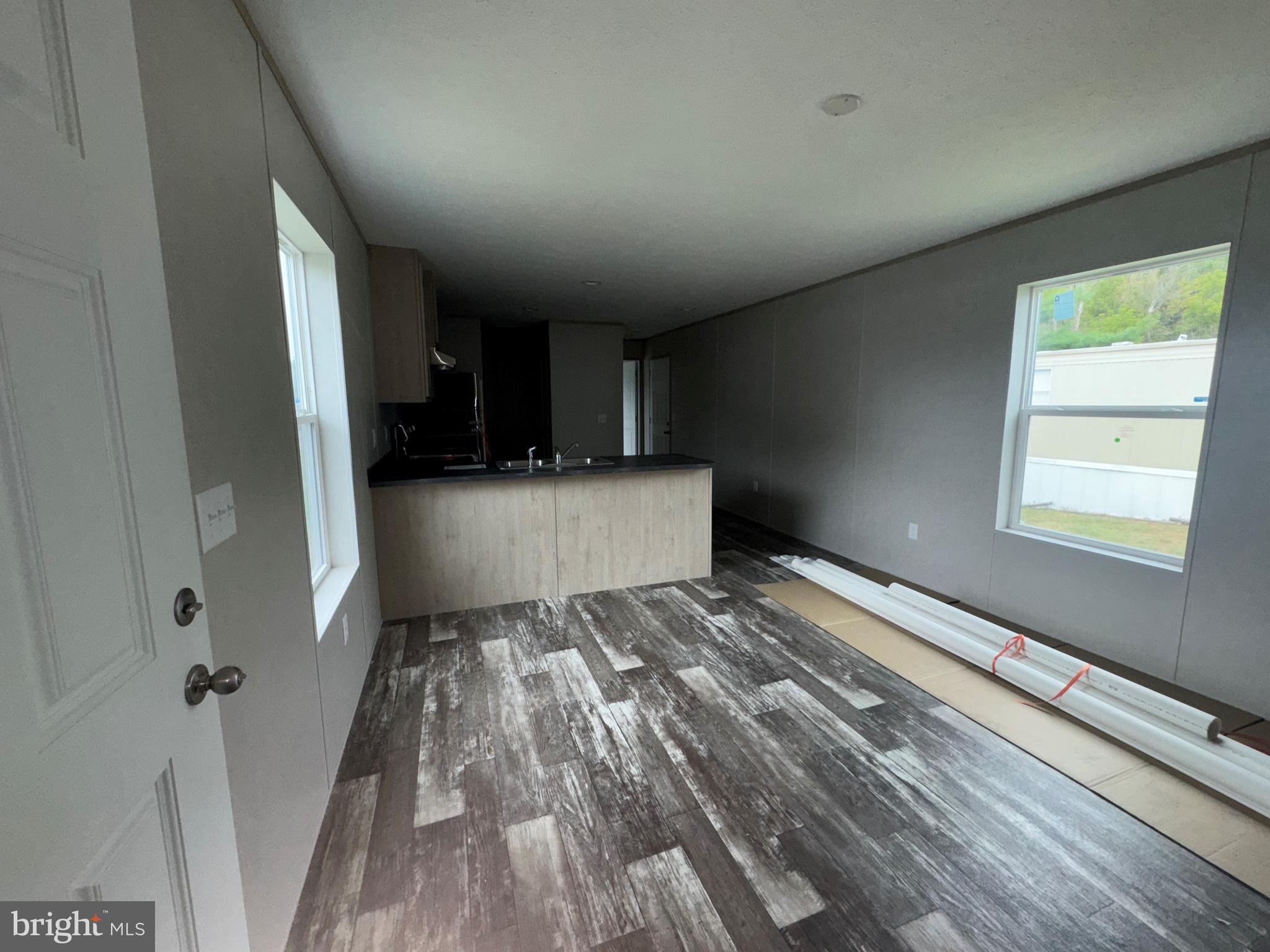 HILLSIDE ESTATES - Residential