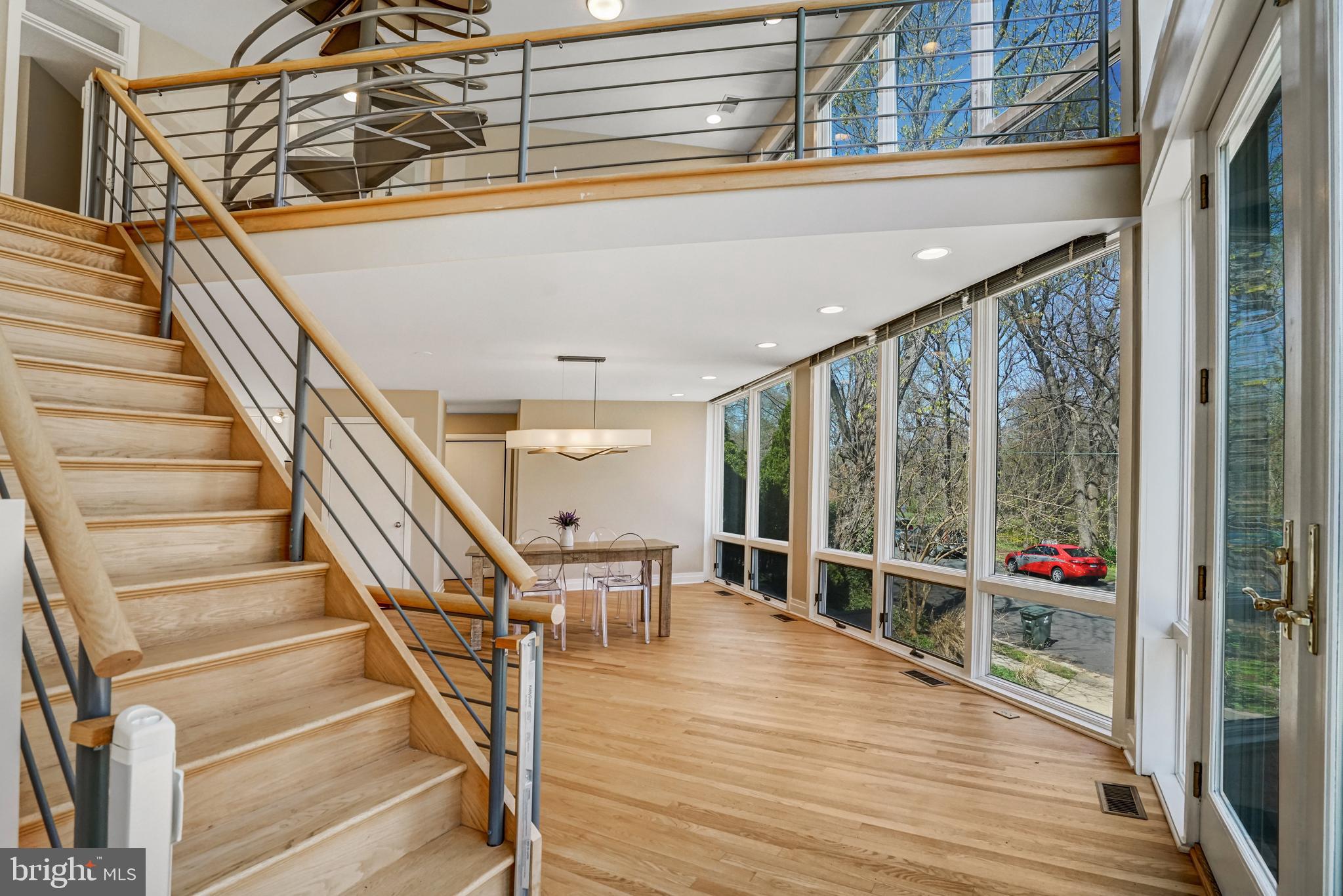 BERKSHIRE OAKWOOD - Residential