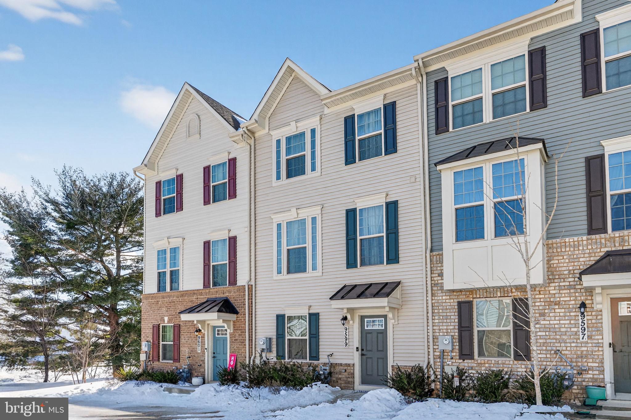 MONTGOMERY VILLAGE - Residential Lease