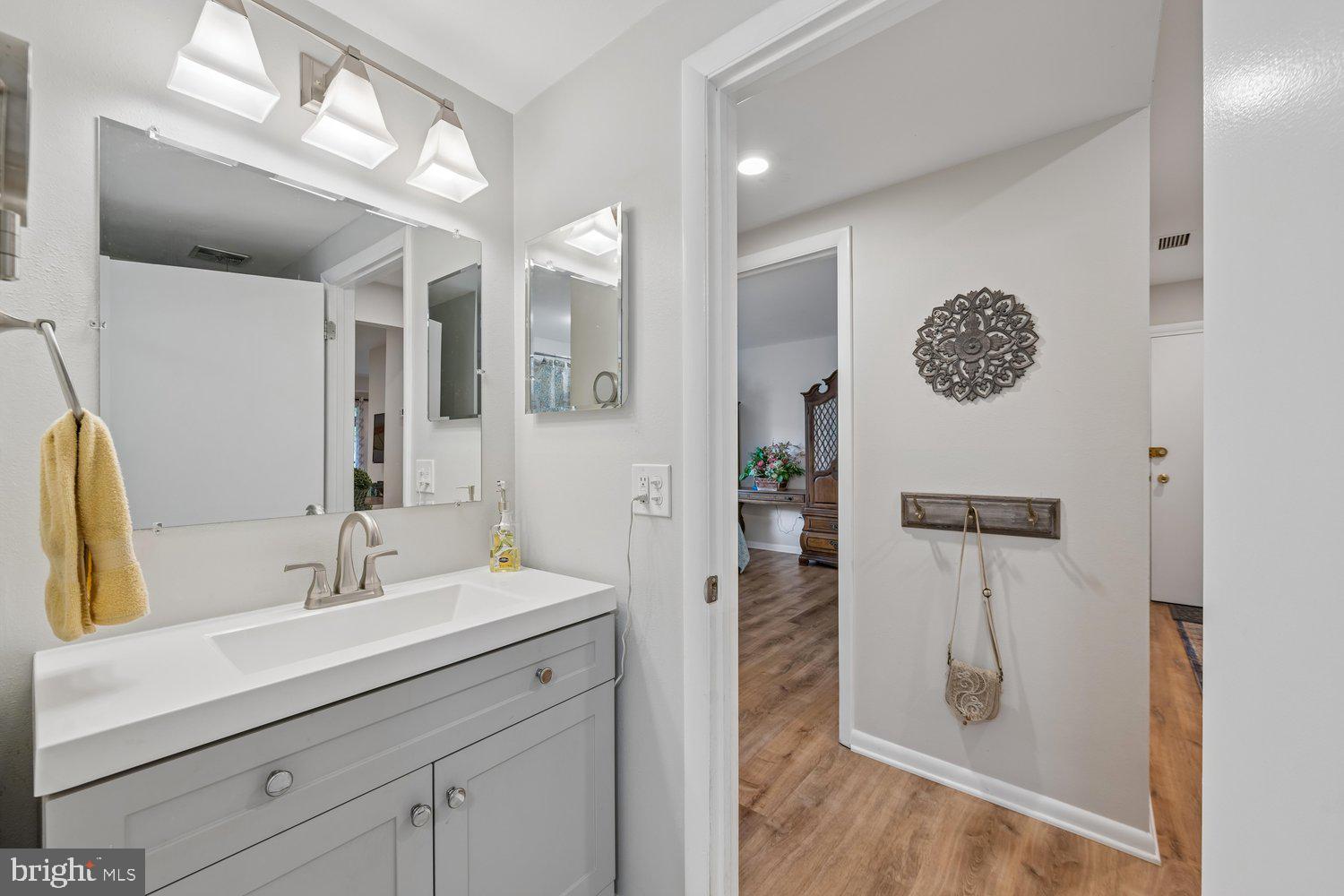 MONTGOMERY MUTUAL COOP - Residential
