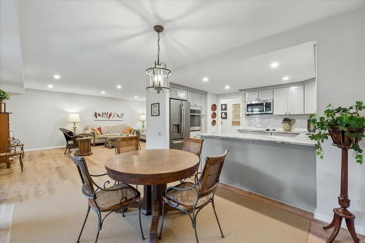 MONTGOMERY MUTUAL COOP - Residential