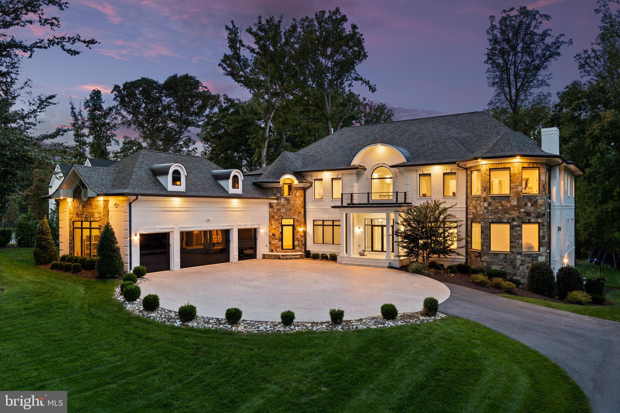 WOODHAVEN - Residential