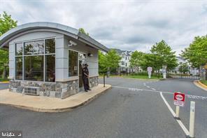 POTOMAC CLUB - Residential