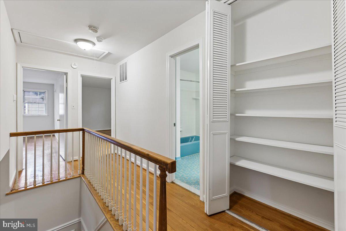 WILLOWBROOK - Residential