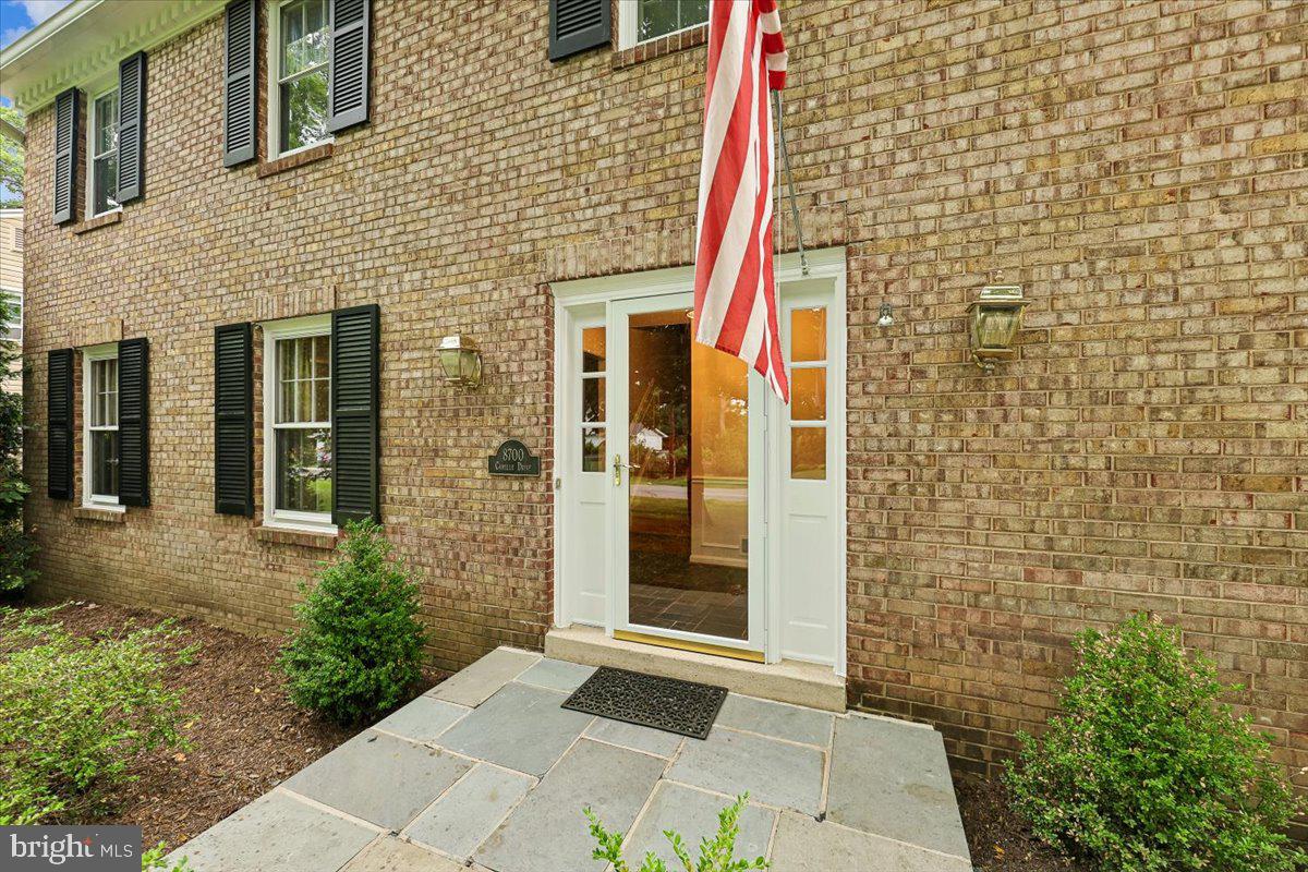 WILLOWBROOK - Residential