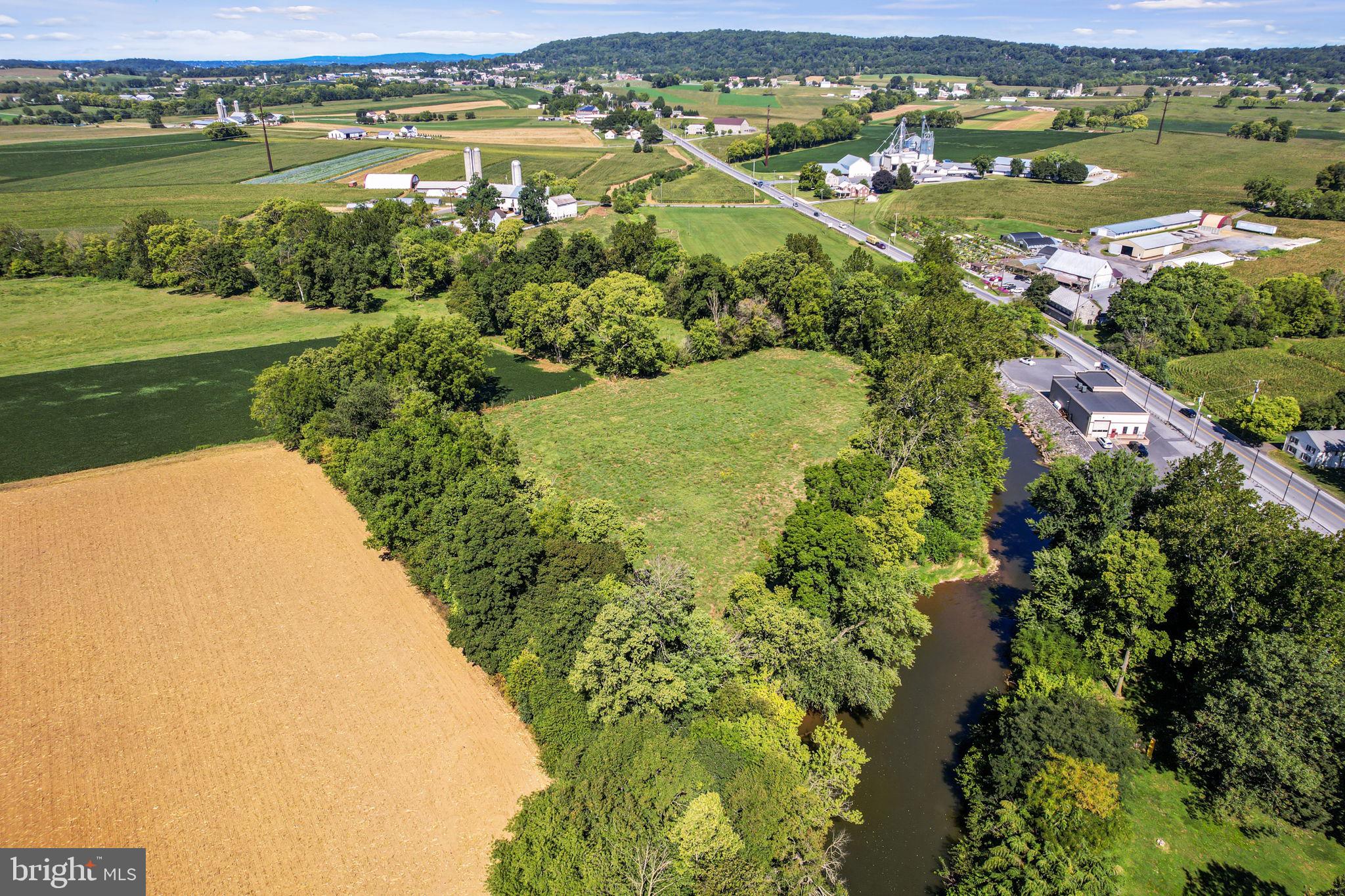EARL TWP - Farm