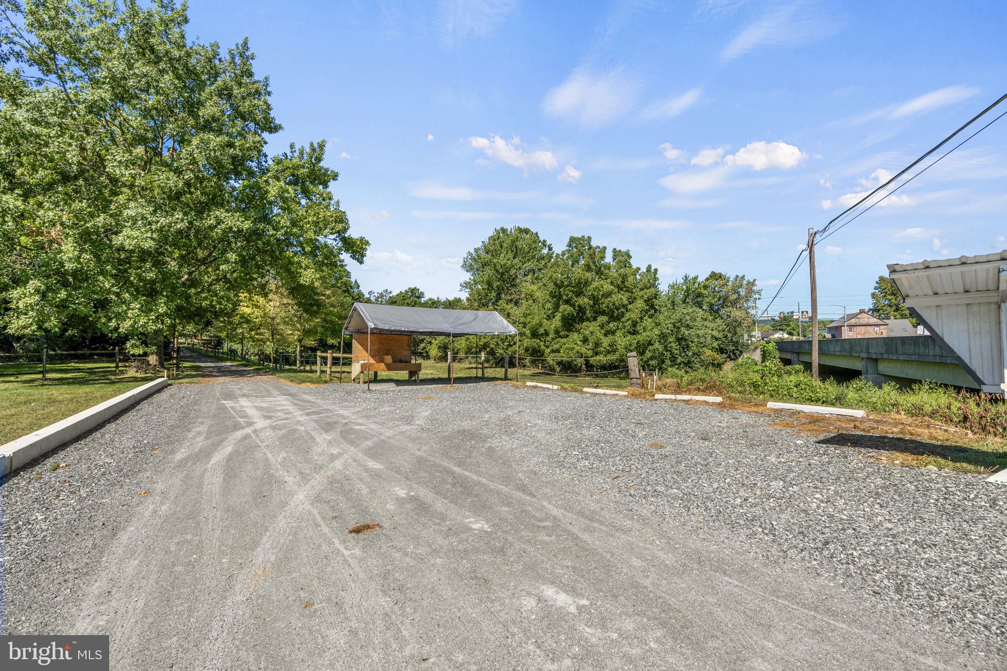 EARL TWP - Farm