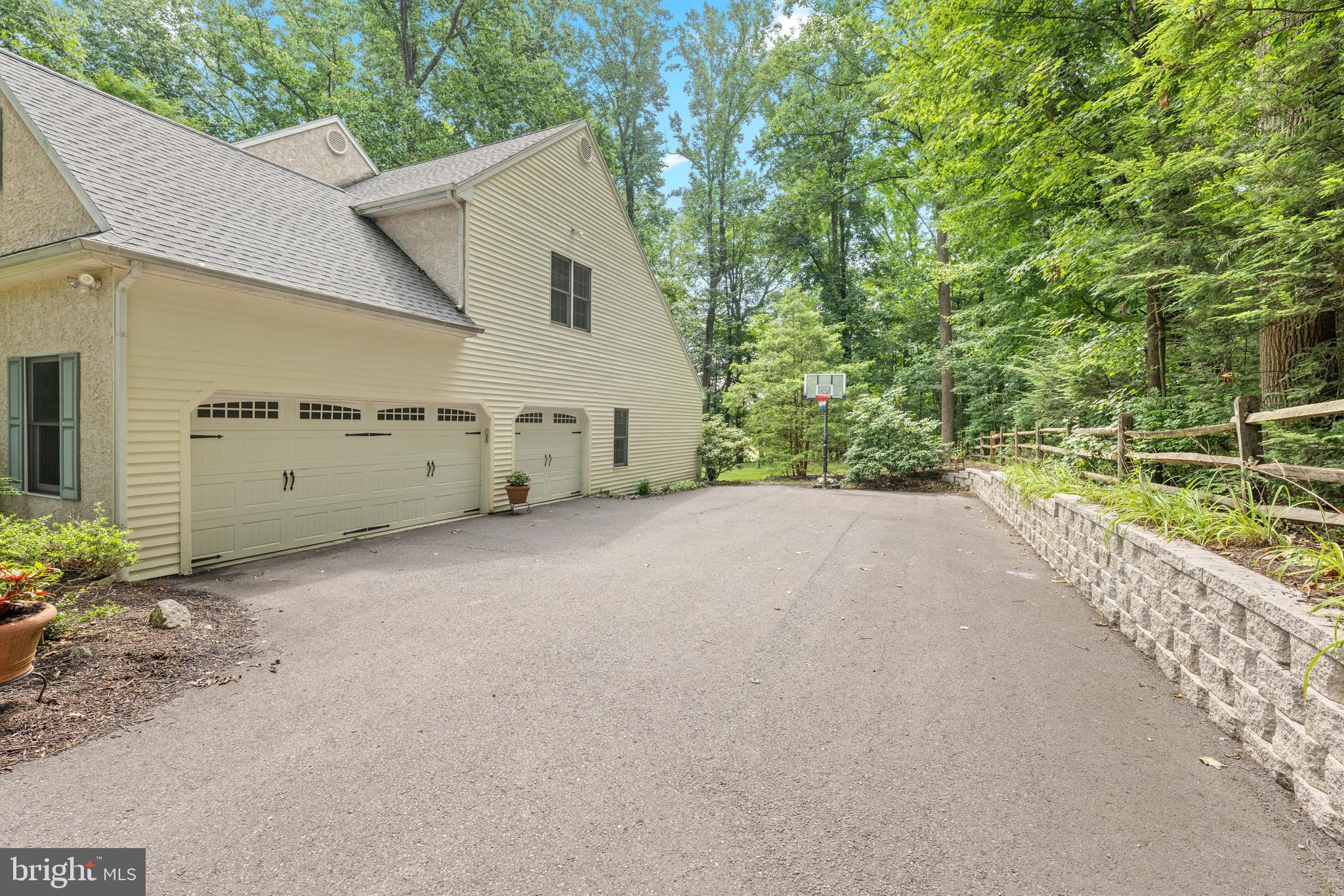 BARTON MEADOWS - Residential